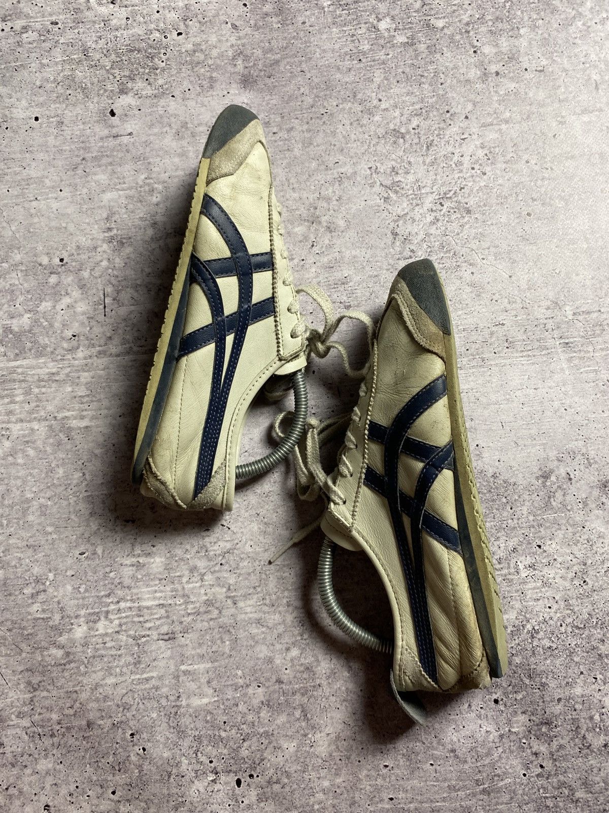 Asics Asics Onitsuka Tiger Vintage Sneakers Size US 6 / EU 39 - 3 Thumbnail