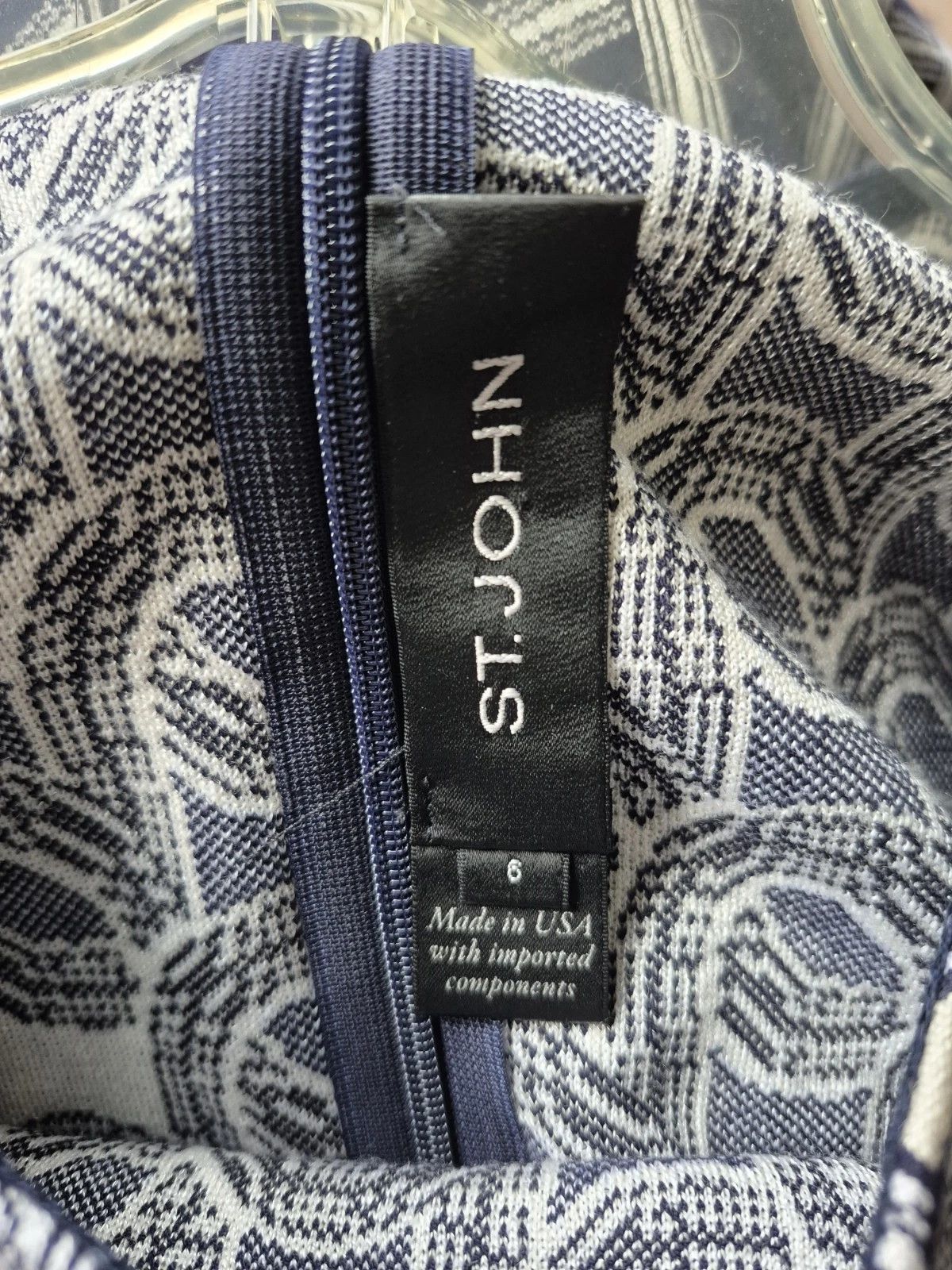 St. John Navy/Cream Geometric Wool Blend Short Slv Black Label Party Size M / US 6-8 / IT 42-44 - 4 Thumbnail