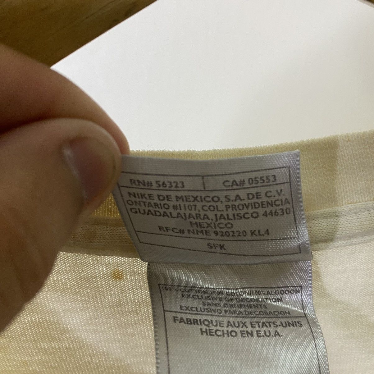 Nike Vintage 2000s Nike Just Do It T Shirt Size US M / EU 48-50 / 2 - 4 Thumbnail