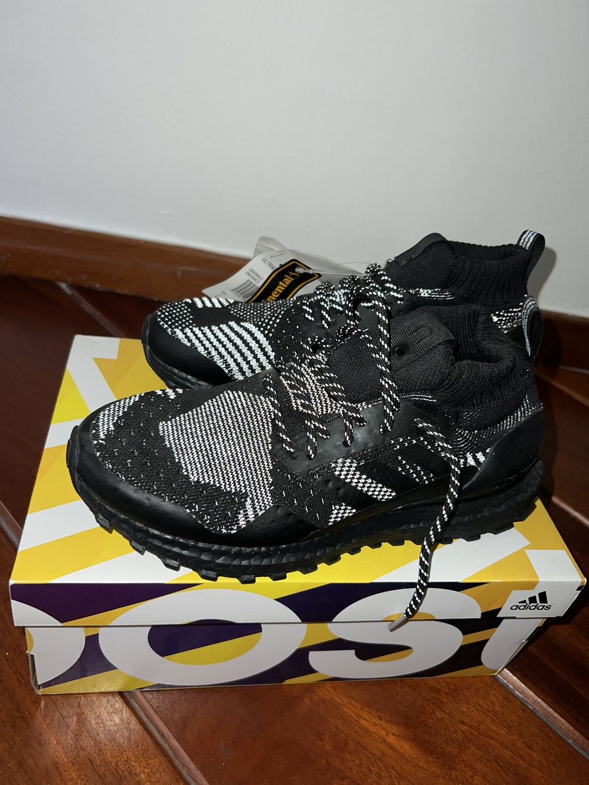 Adidas × Kith × Nonnative Kith x Nonnative Mid Ultraboost Reflective Size US 7 / EU 40 - 2 Thumbnail