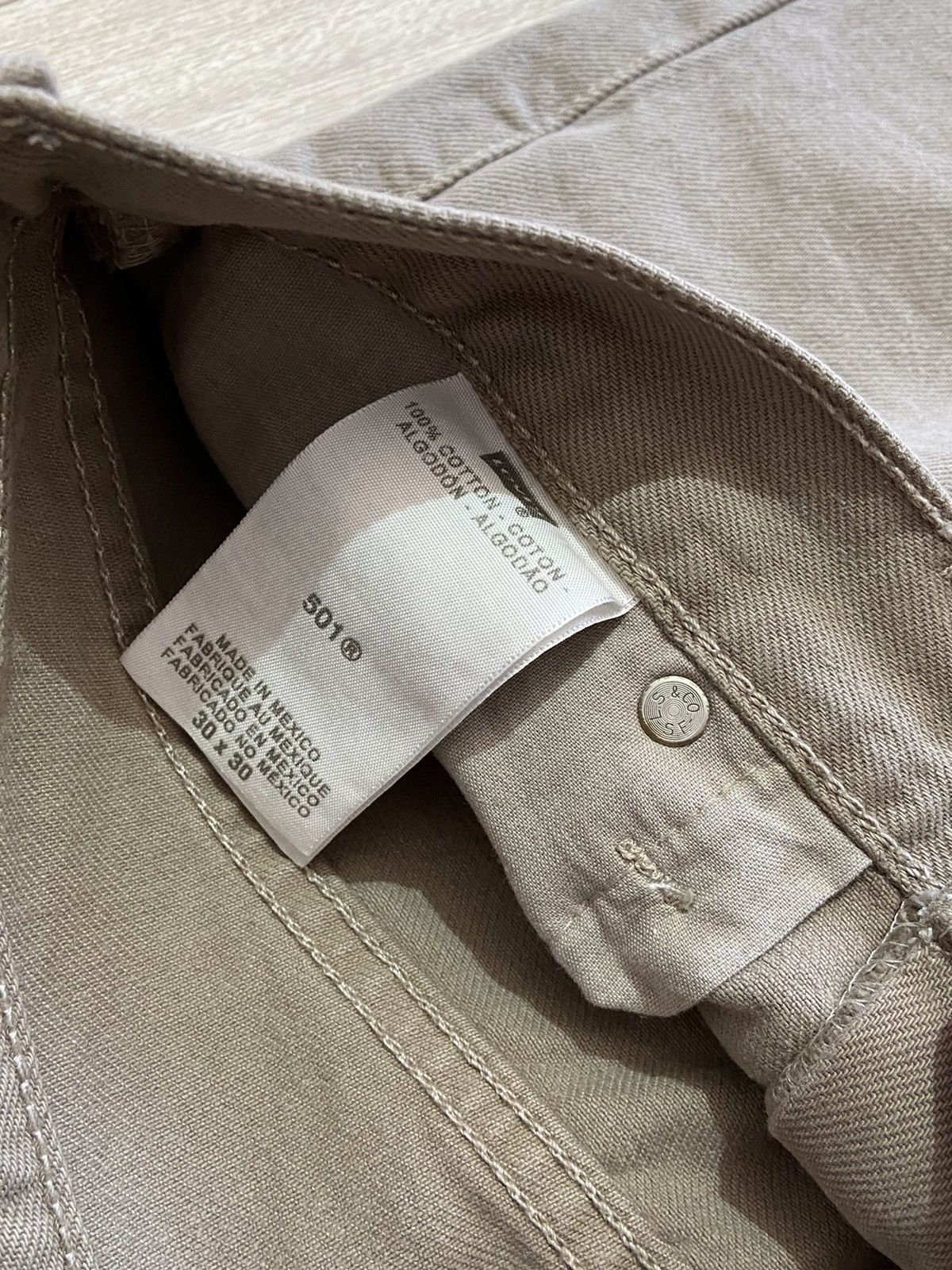 Levi's × Vintage Levi’s 501 pants 90s vintage brown size W30 L30 Size US 30 / EU 46 - 16 Thumbnail