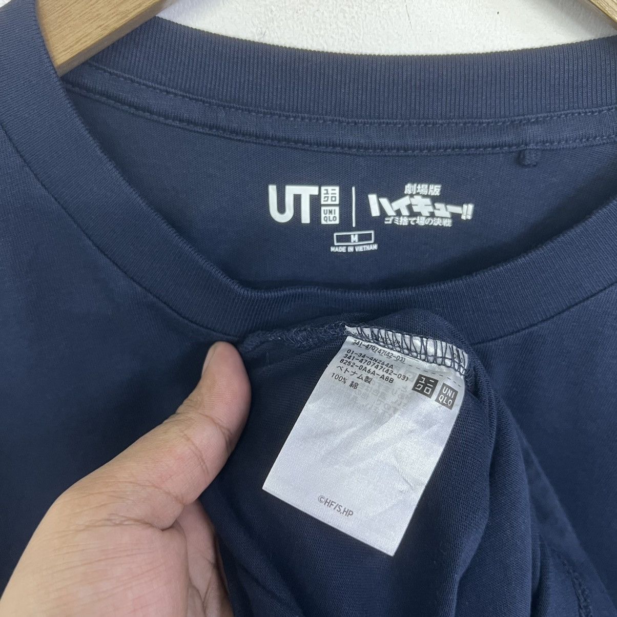 Uniqlo Uniqlo X Haikyuu Hinata Shoyo Anime Backhitt Tshirt Size US M / EU 48-50 / 2 - 8 Thumbnail