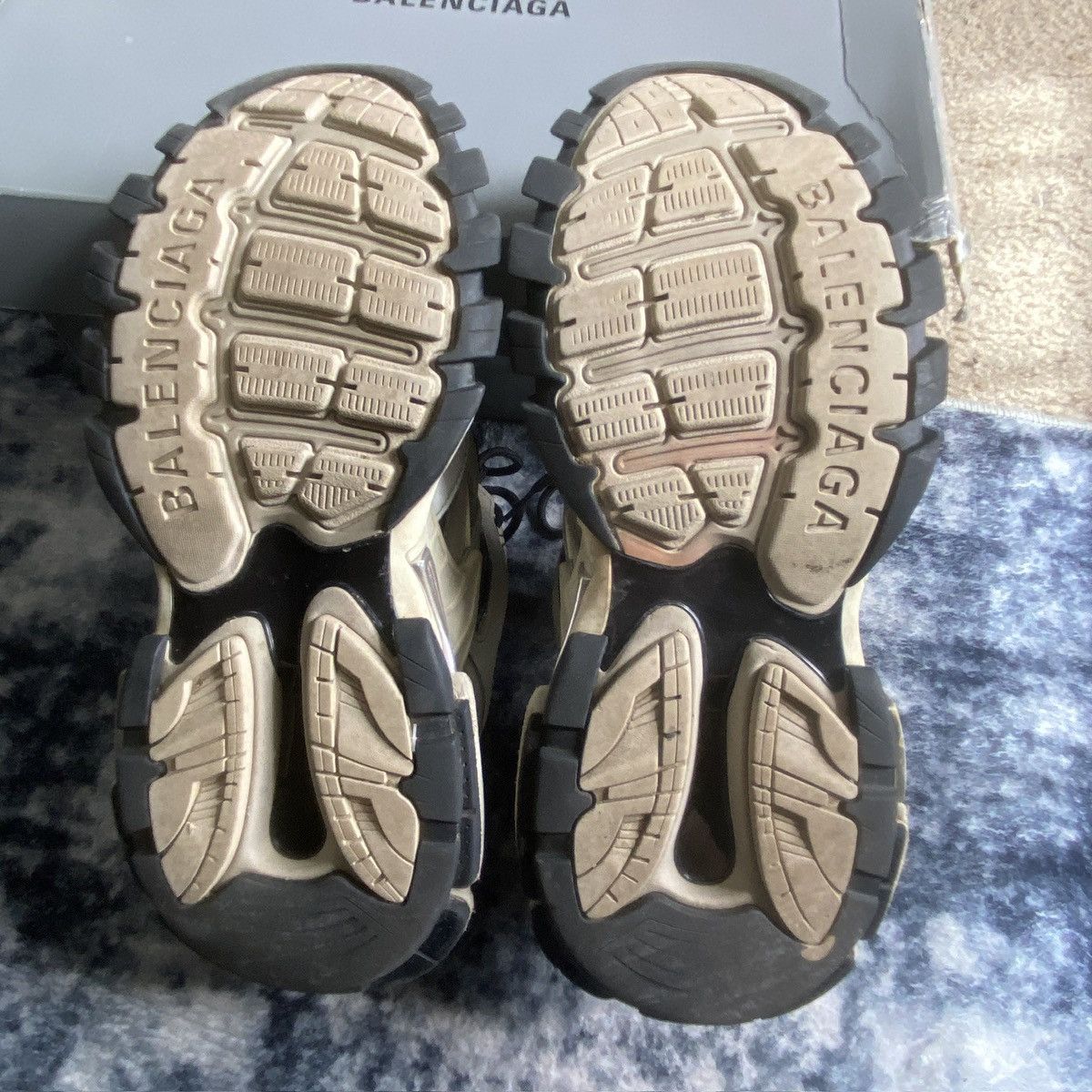 Balenciaga Balenciaga Tracks 2.0 Breige - Mens SZ 9 Size US 9 / EU 42 - 9 Thumbnail