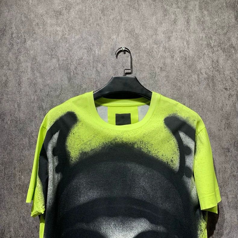 Givenchy Givenchy Green Graffiti Short Sleeve 2506-Nextarrow Size US S / EU 44-46 / 1 - 3 Thumbnail