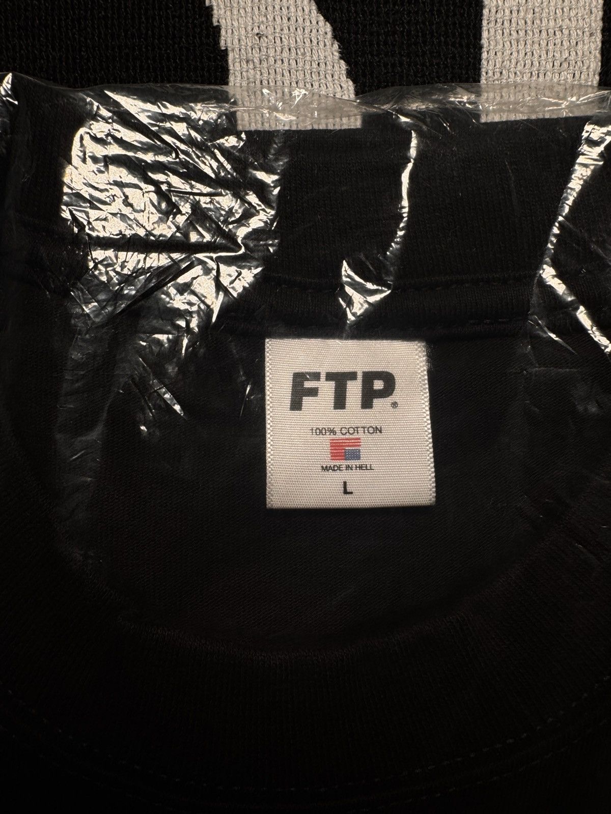 Fuck The Population FTP x FAMOUS Size US L / EU 52-54 / 3 - 3 Thumbnail