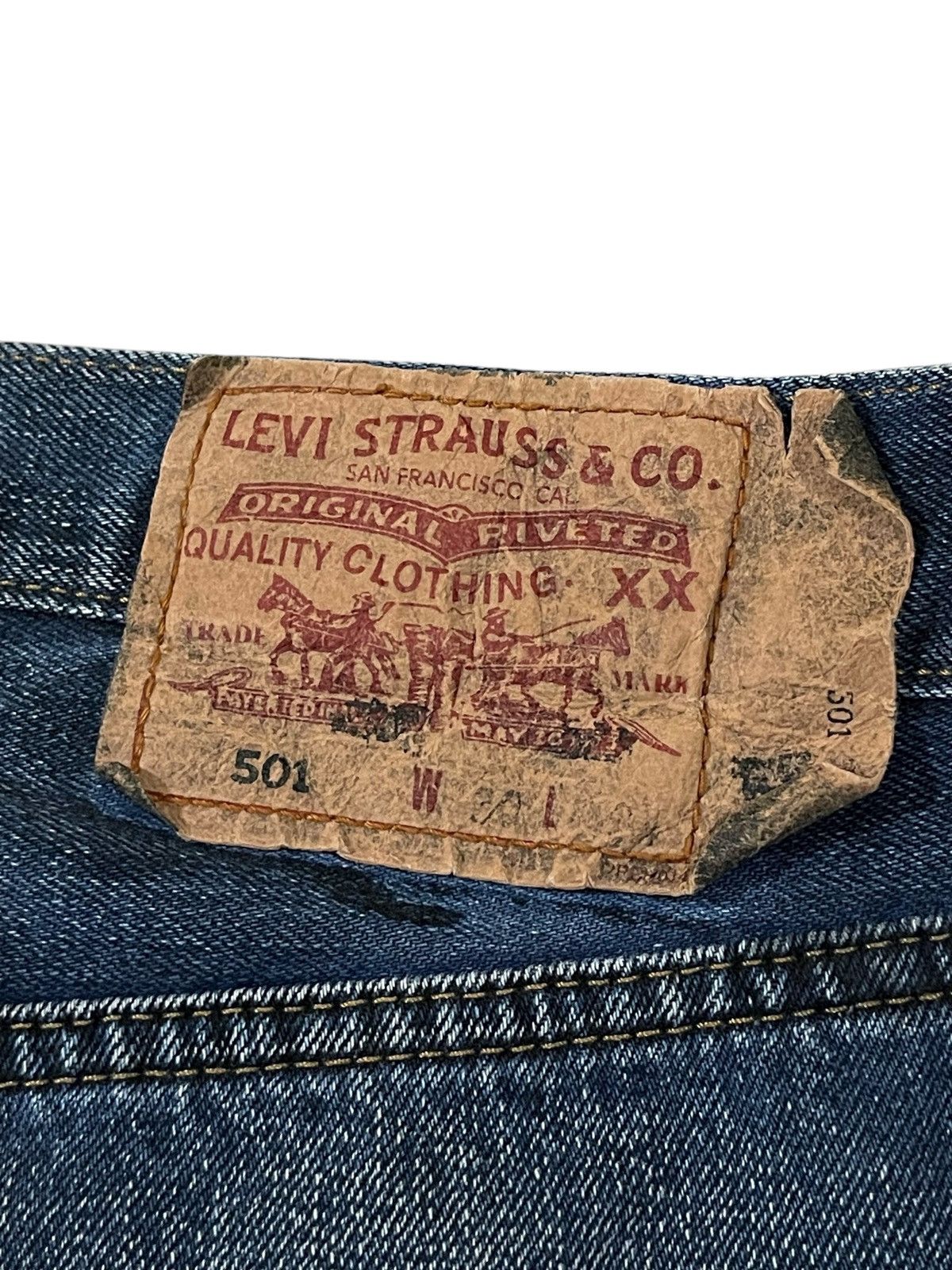 Levi's Vintage 2000's Levi's 501 Button Fly C182 Jeans Denim Size US 30 / EU 46 - 18 Thumbnail