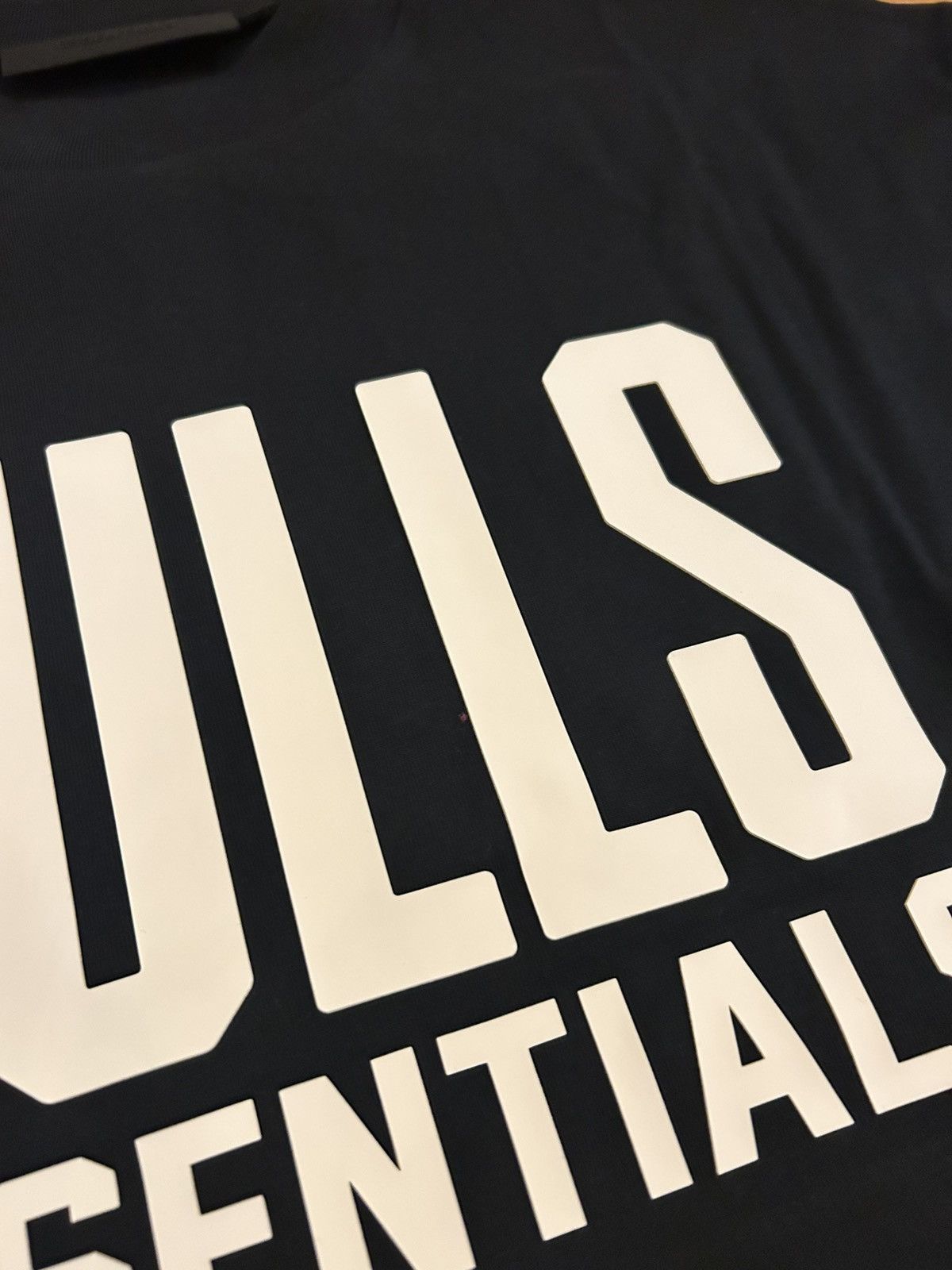 Fear of God × NBA Fear Of God Essentials x NBA Chicago Bulls T-Shirt Size US S / EU 44-46 / 1 - 2 Thumbnail