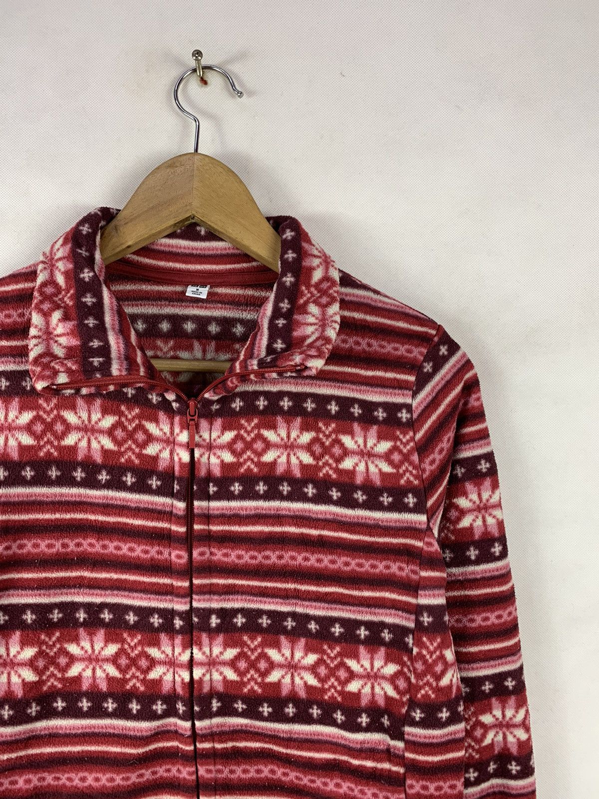 Japanese Brand × Uniqlo Steals! Uniqlo Printed Fleece Christmas Zipper Jacket Size US M / EU 48-50 / 2 - 3 Thumbnail