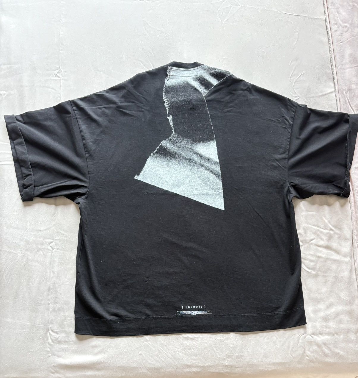 Japanese Brand Julius S/S23 Tshirt Size US L / EU 52-54 / 3 - 2 Thumbnail