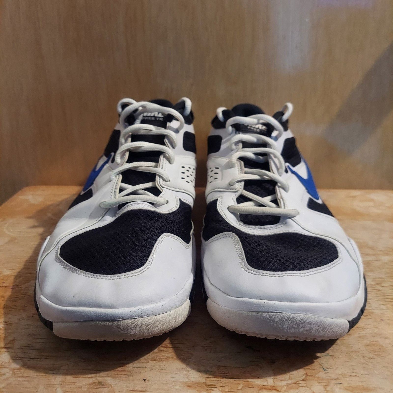 Nike Nike Free TR Men's US 13 Royal Blue Logo Running Shoes EUC Size US 13 / EU 46 - 4 Thumbnail
