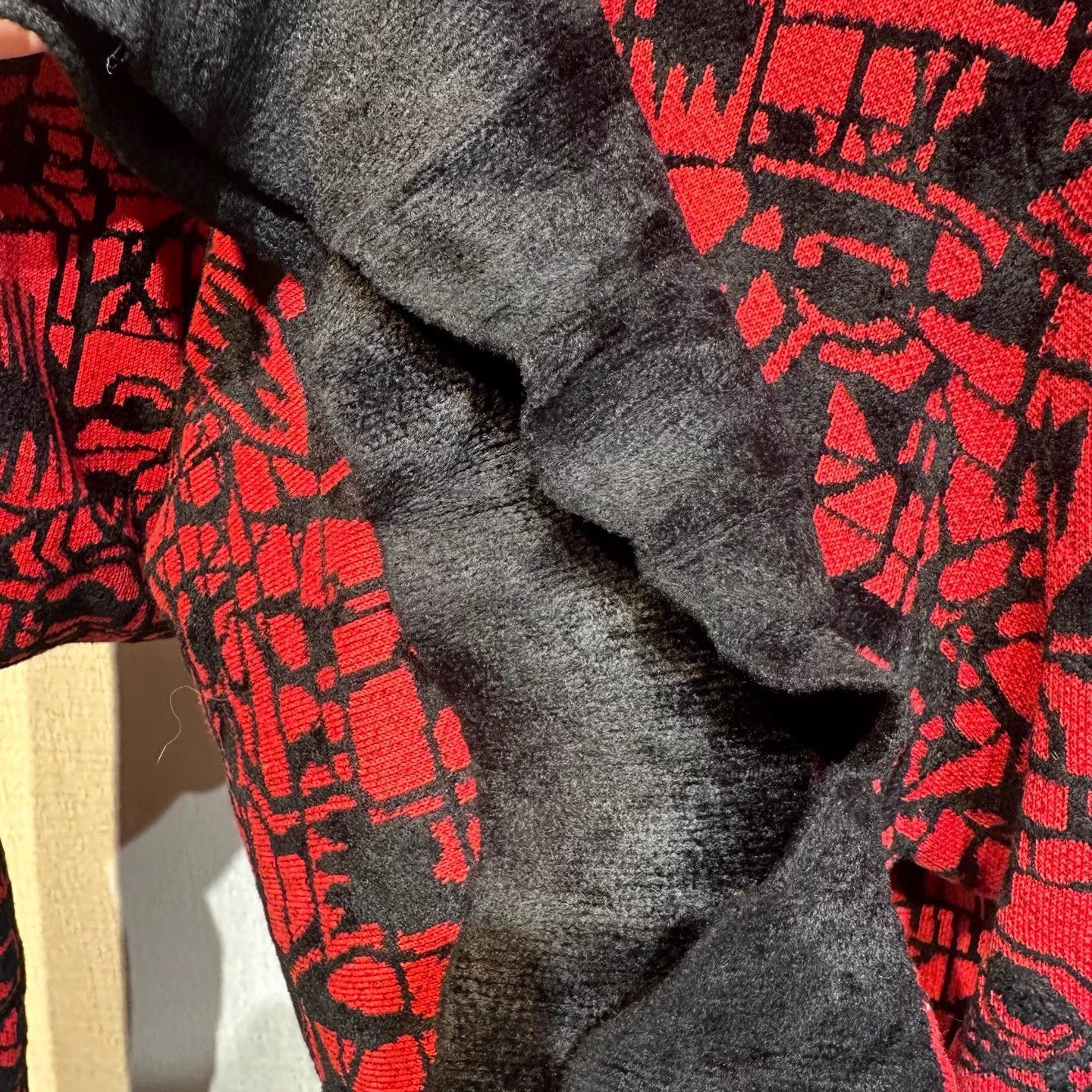 Givenchy Givenchy Red Logo Pattern Sweater M Size US M / EU 48-50 / 2 - 4 Thumbnail