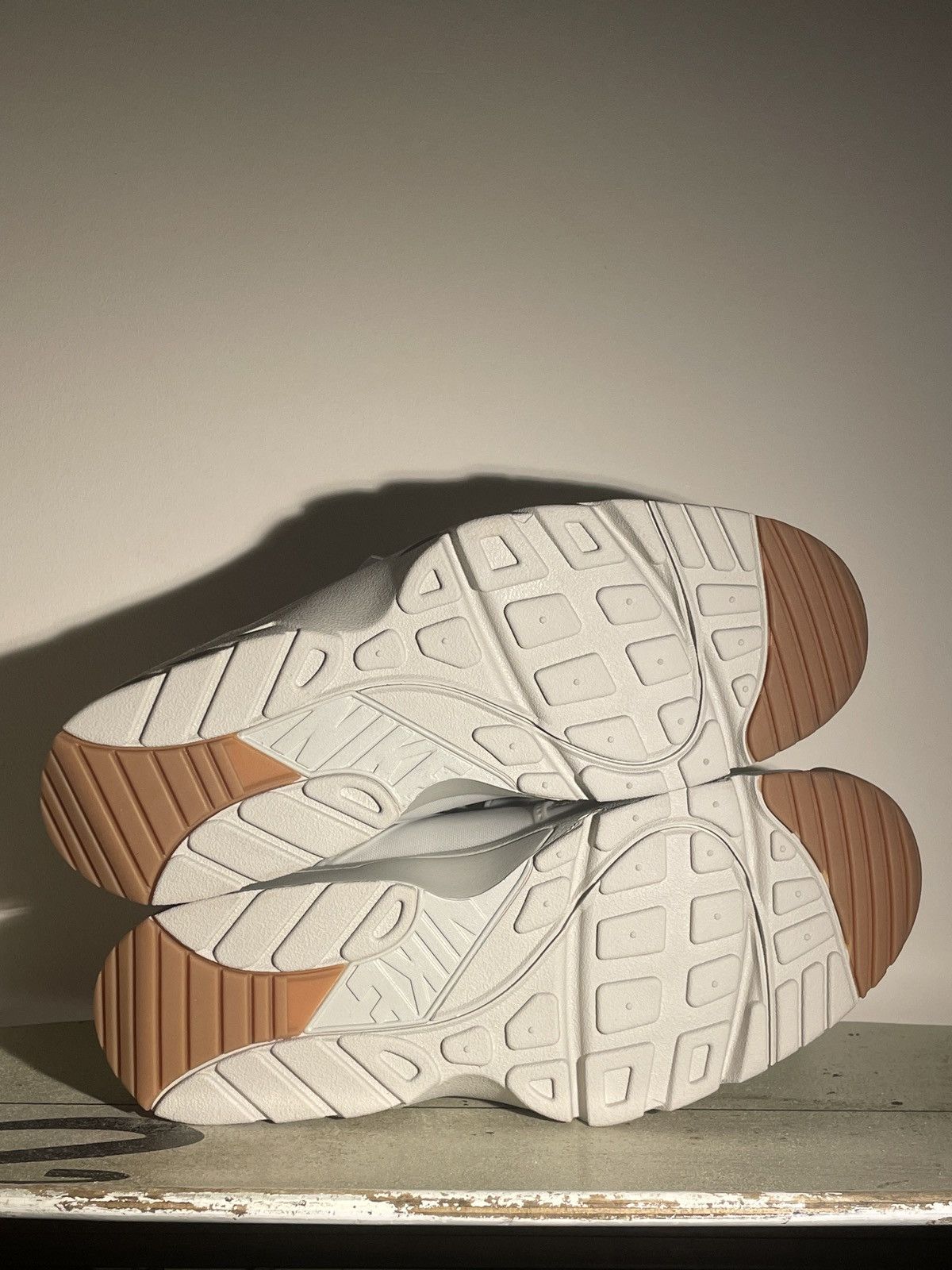 Corteiz × Nike Corteiz Nike Air Trainer Huarache Light Bone Size US 10 / EU 43 - 6 Thumbnail