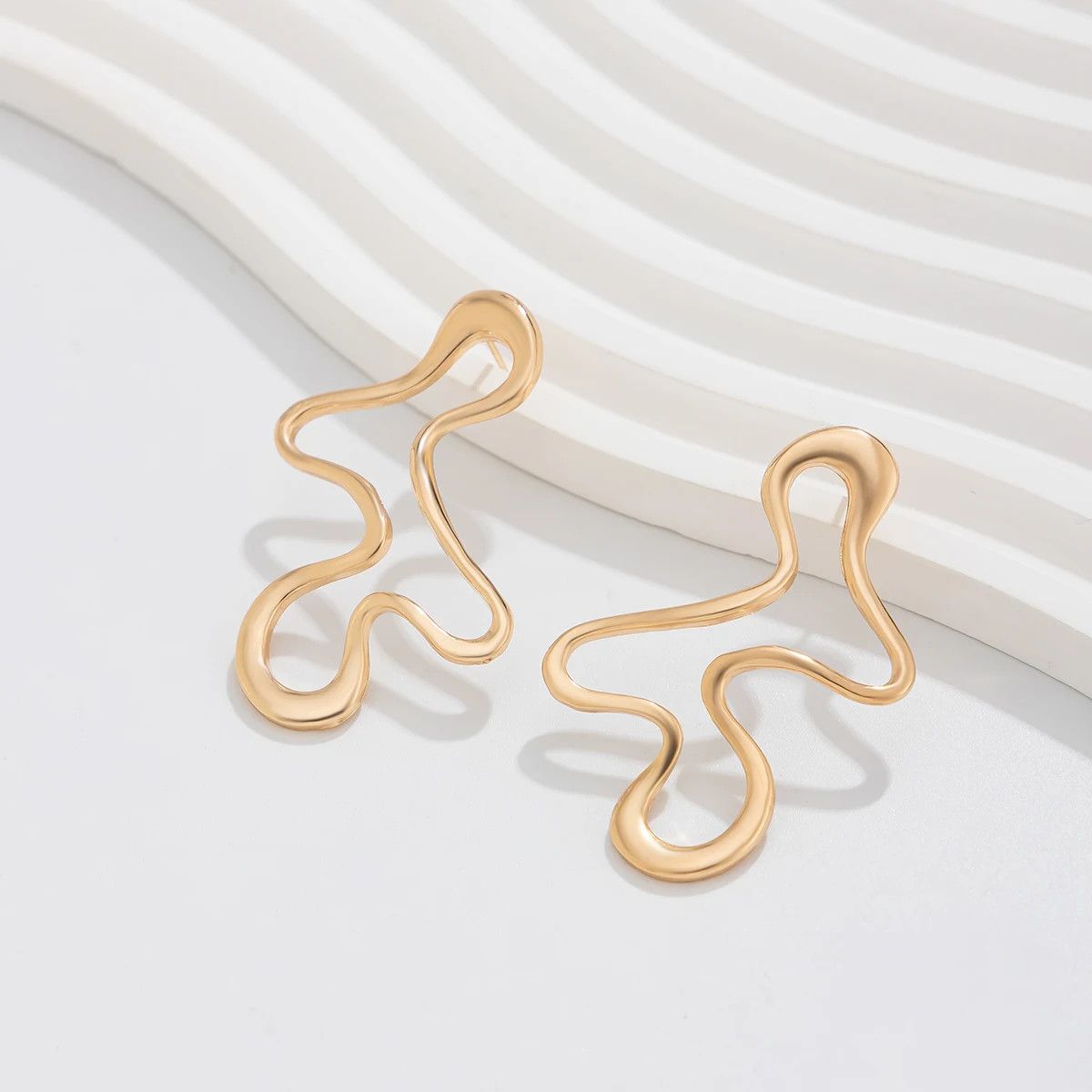Jewelry 2 Pcs Earrings Size ONE SIZE - 4 Thumbnail