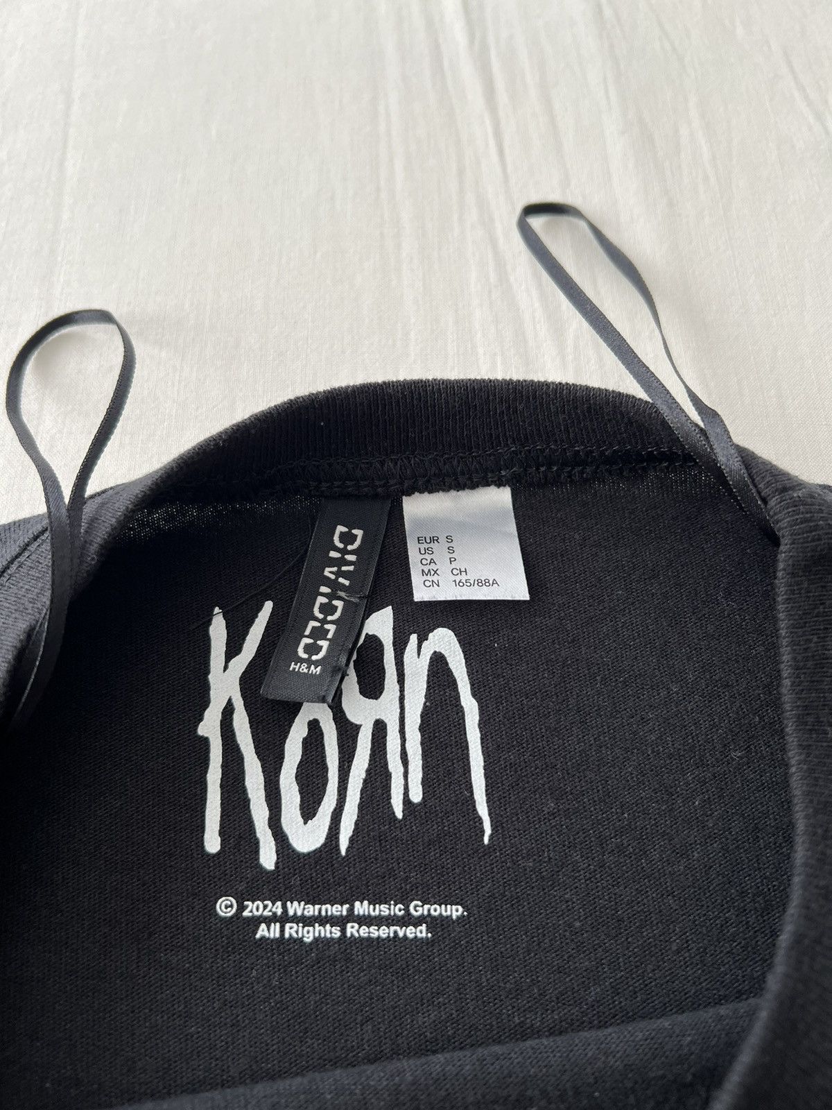 Band Tees H&M Korn Rock Band Music Women T-shirt Size S / US 4 / IT 40 - 9 Thumbnail