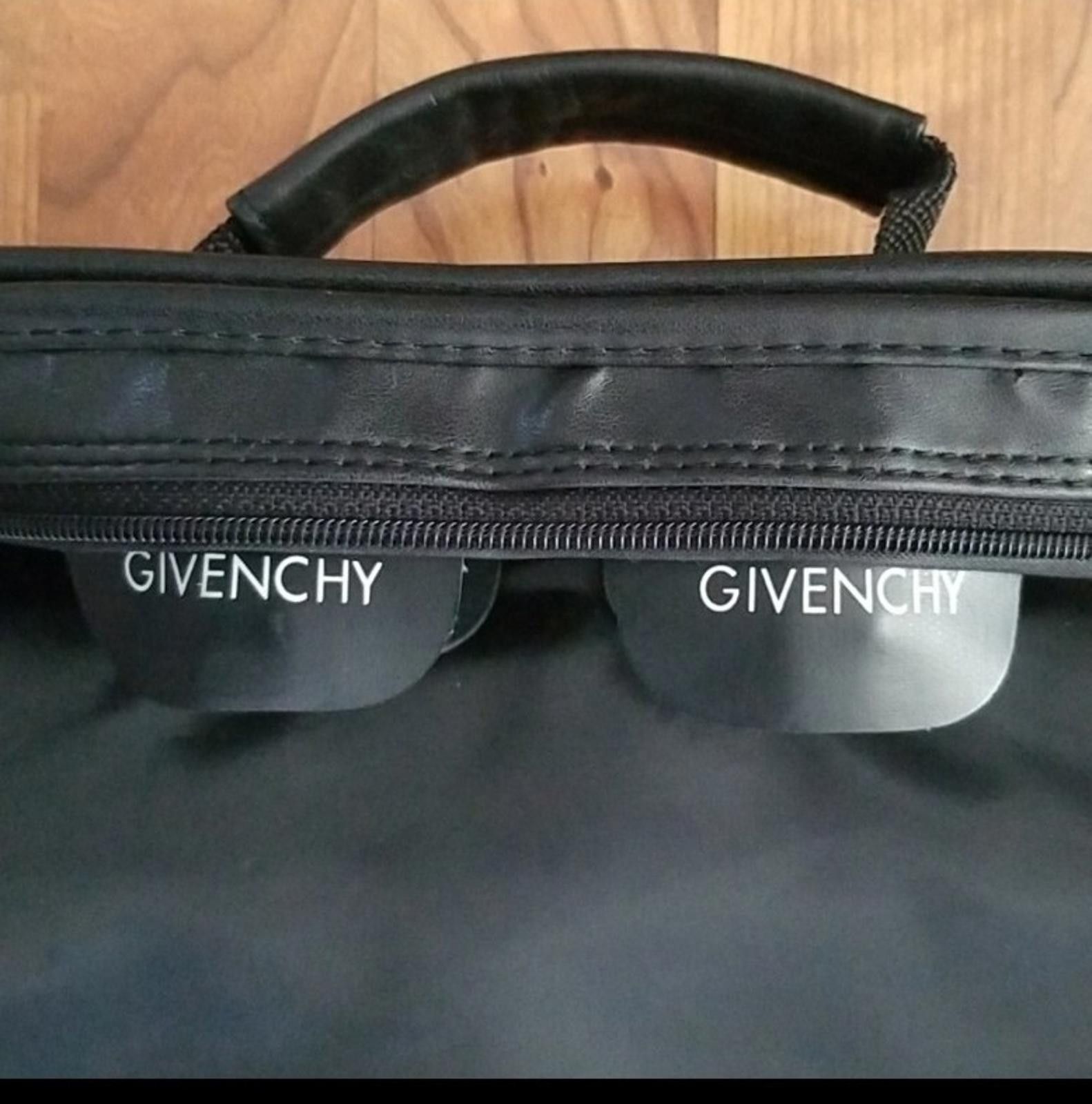 Givenchy Givenchy Paris Garment Leather Travel Luggage Bag Black Size ONE SIZE - 4 Thumbnail