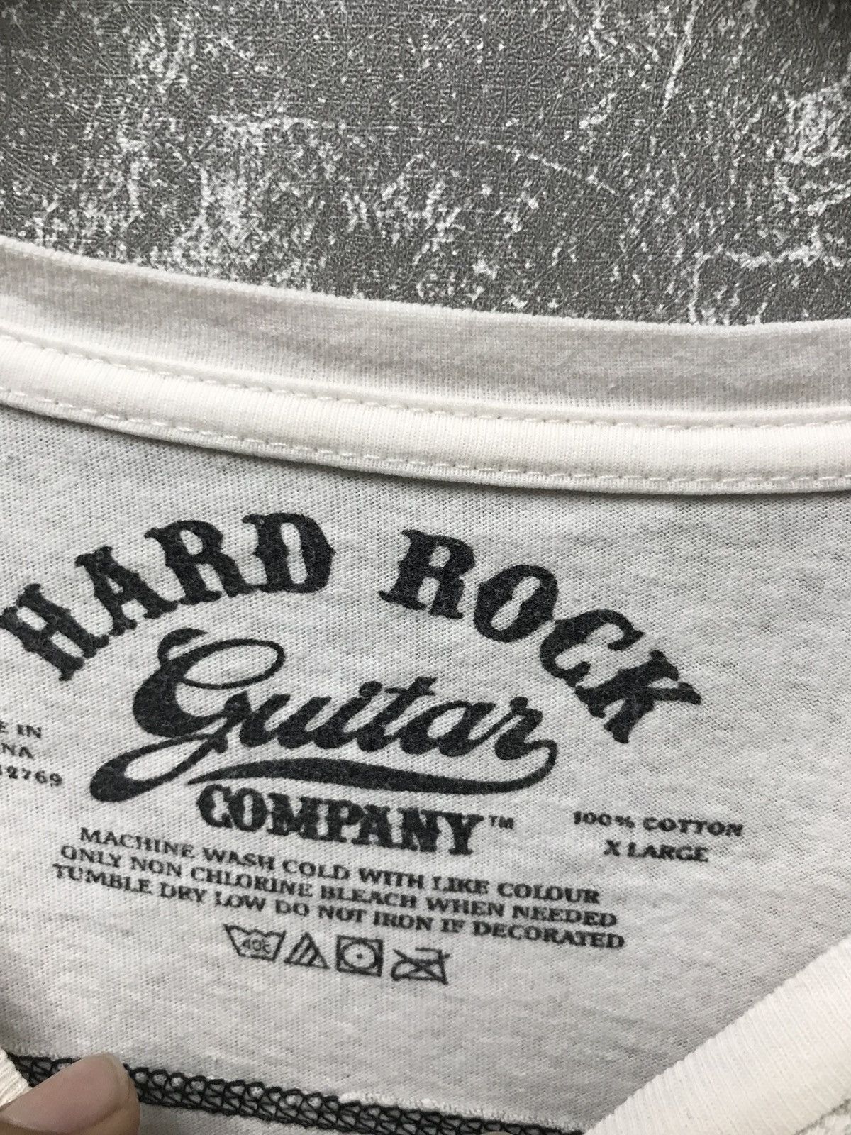 Affliction × Hard Rock Cafe × Southpole Affliction Hard Rock Guitar Wing Y2K Graphic Tee Size US L / EU 52-54 / 3 - 4 Thumbnail