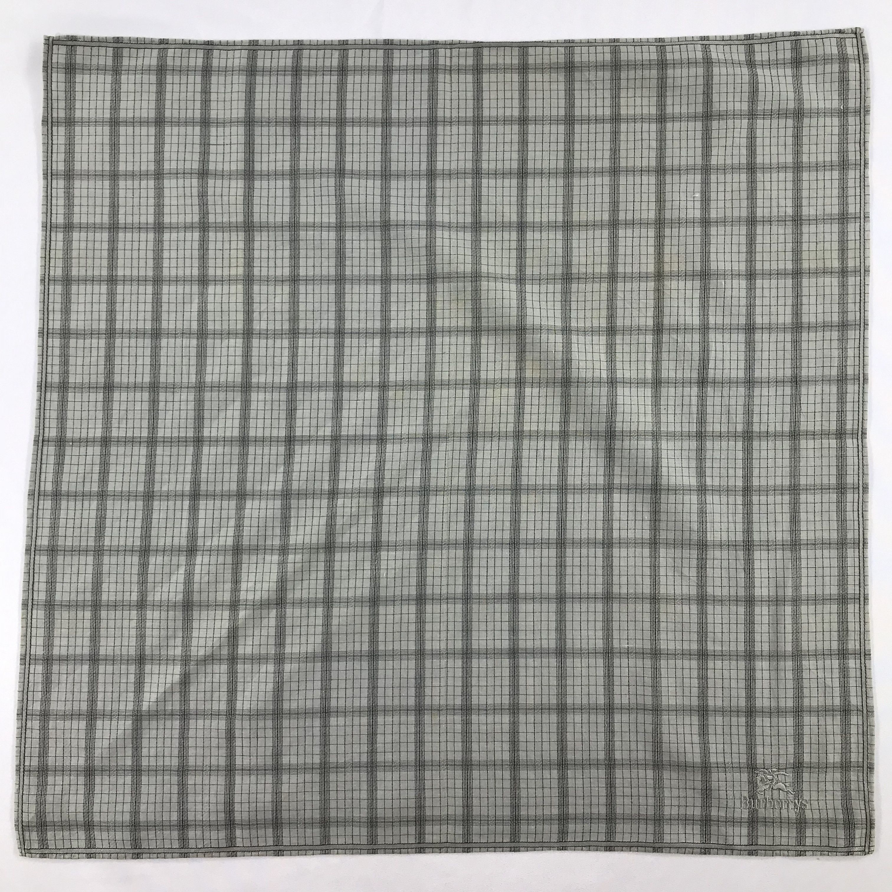 Burberry × Vintage Burberry Bandana / Handkerchief / Neckerchief - S2204 Size ONE SIZE - 1 Thumbnail