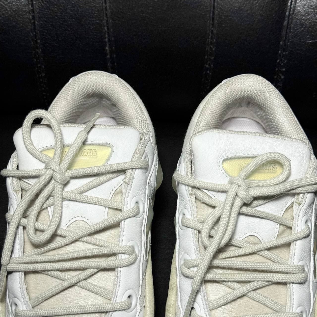 Adidas × Raf Simons Adidas Raf Simons Ozweego Cream White Size US 7 / EU 40 - 5 Thumbnail