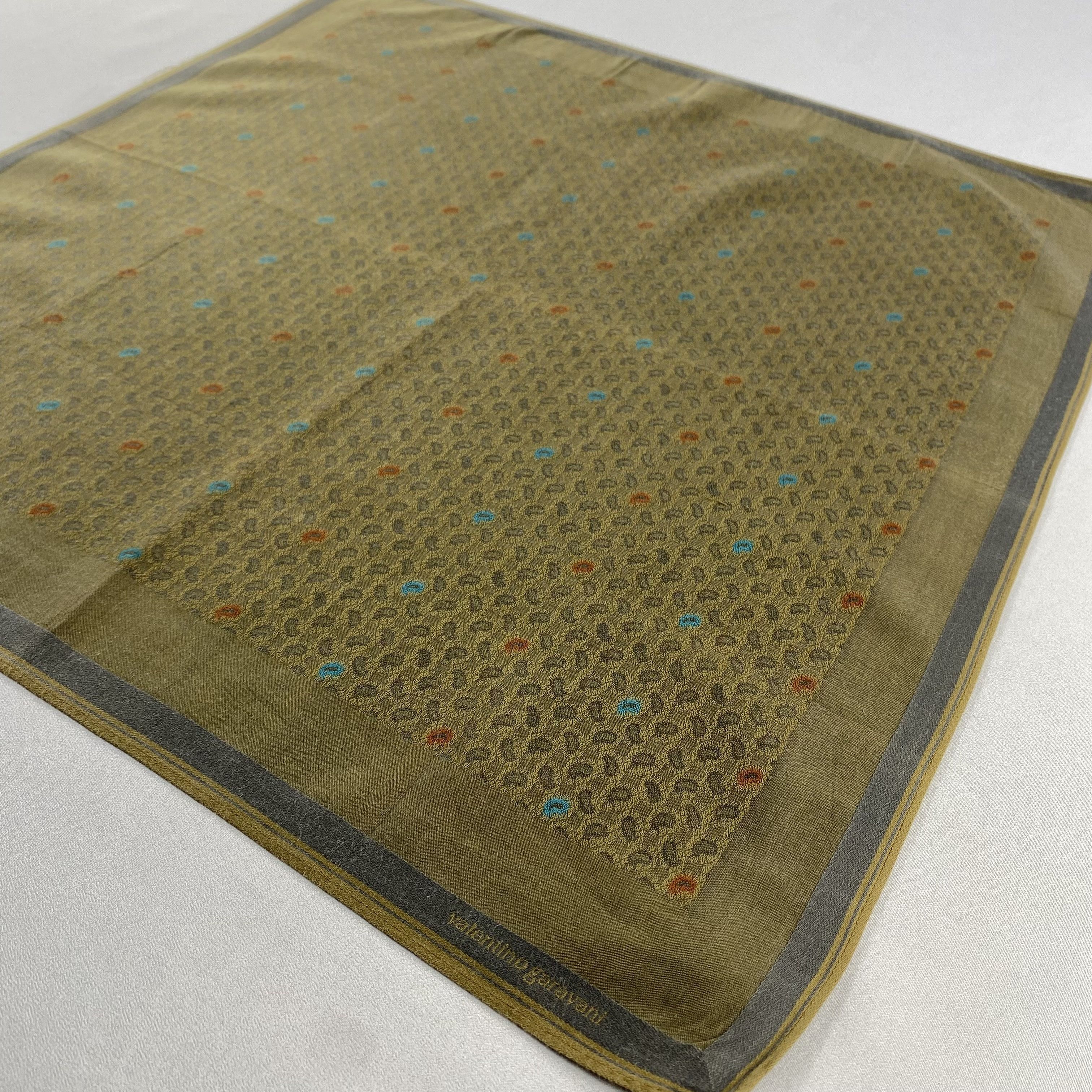 Valentino × Vintage Valentino Garavani Bandana/ Handkerchief / Neckerchief-P888 Size ONE SIZE - 2 Thumbnail