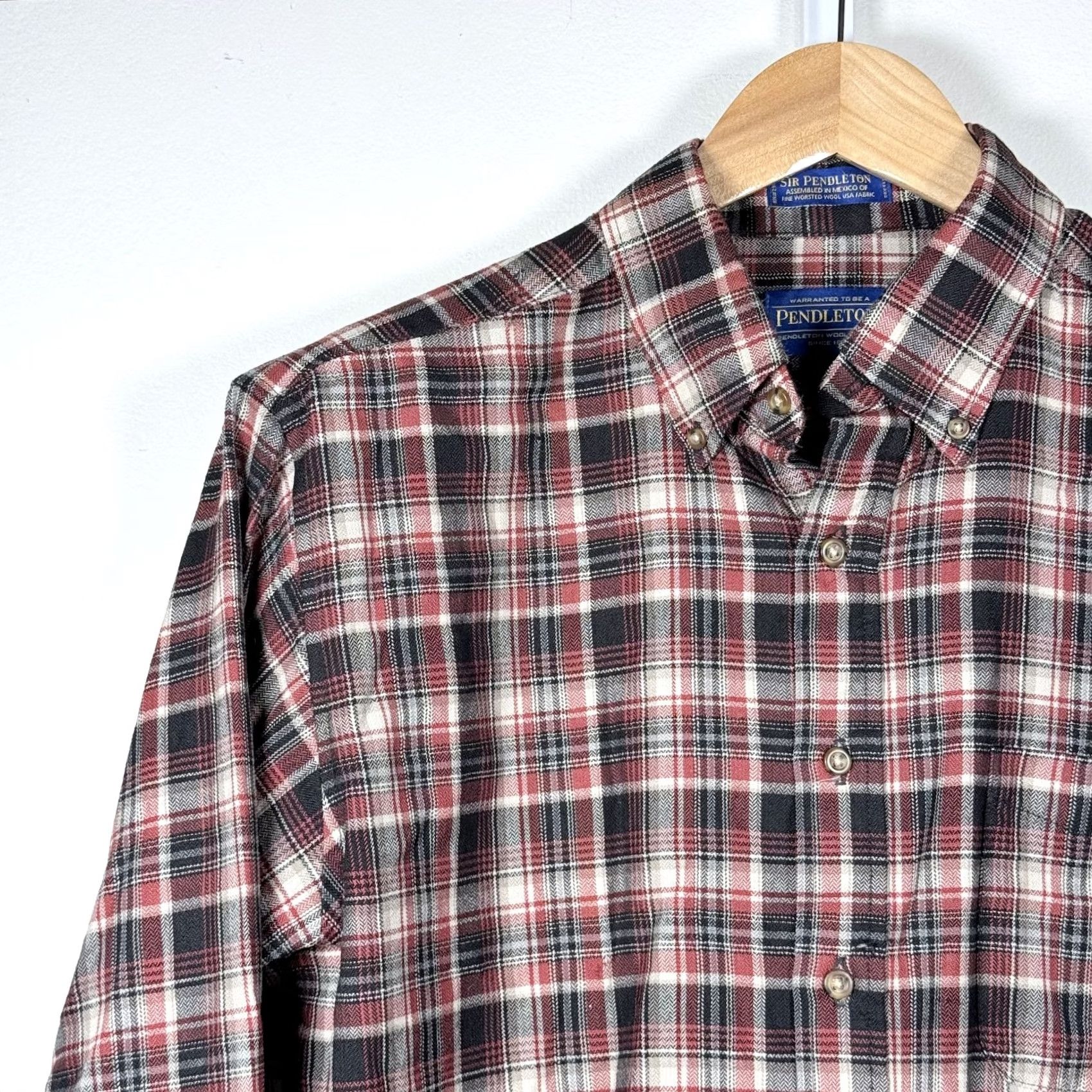Pendleton VINTAGE Pendleton Shirt Red/Black Wool Plaid Long Sleeve Button-Down Men Large Size US L / EU 52-54 / 3 - 2 Thumbnail