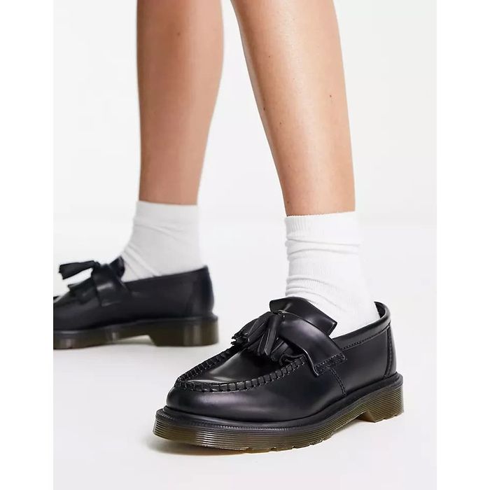 Adrian Smooth Leather Tassel Loafers in Black