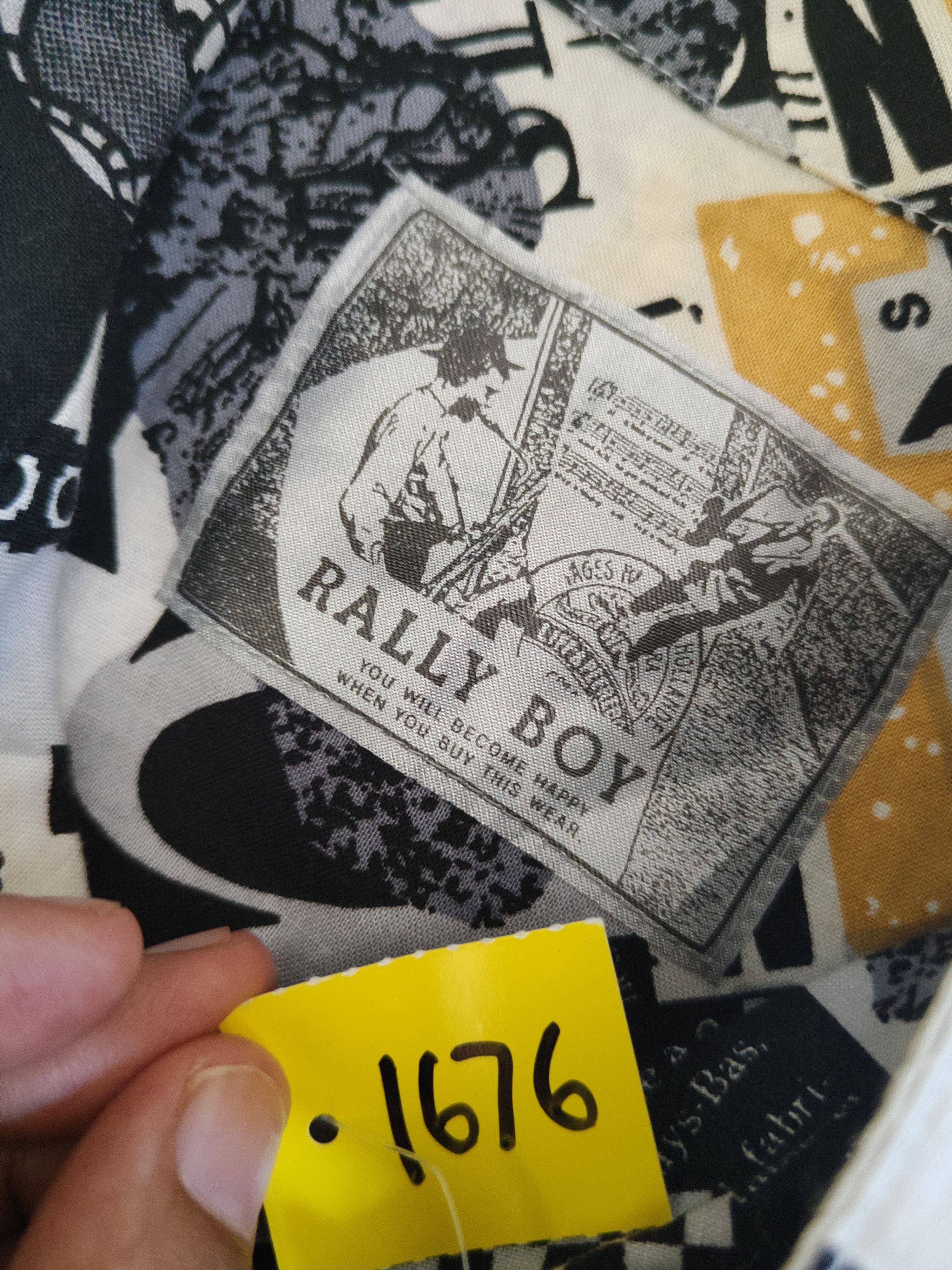 Vintage DL Rally Boy Black White Short Sleeve Button Up Shirts #1676 Size US S / EU 44-46 / 1 - 11 Thumbnail