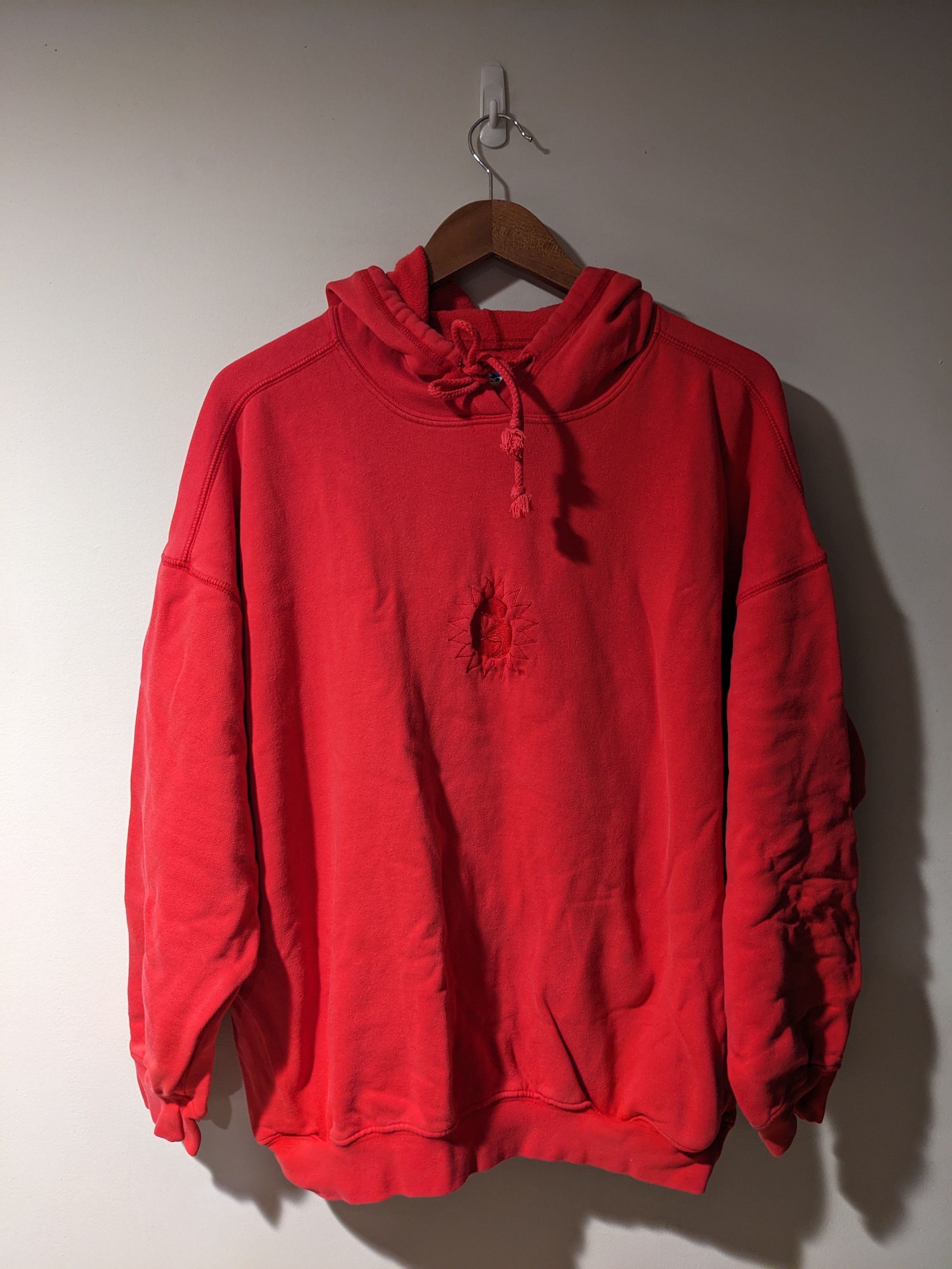 Gotcha × Vintage Vintage 90s Gotcha Surf Wear Logo Red Medium Hoodie Size US M / EU 48-50 / 2 - 1 Thumbnail