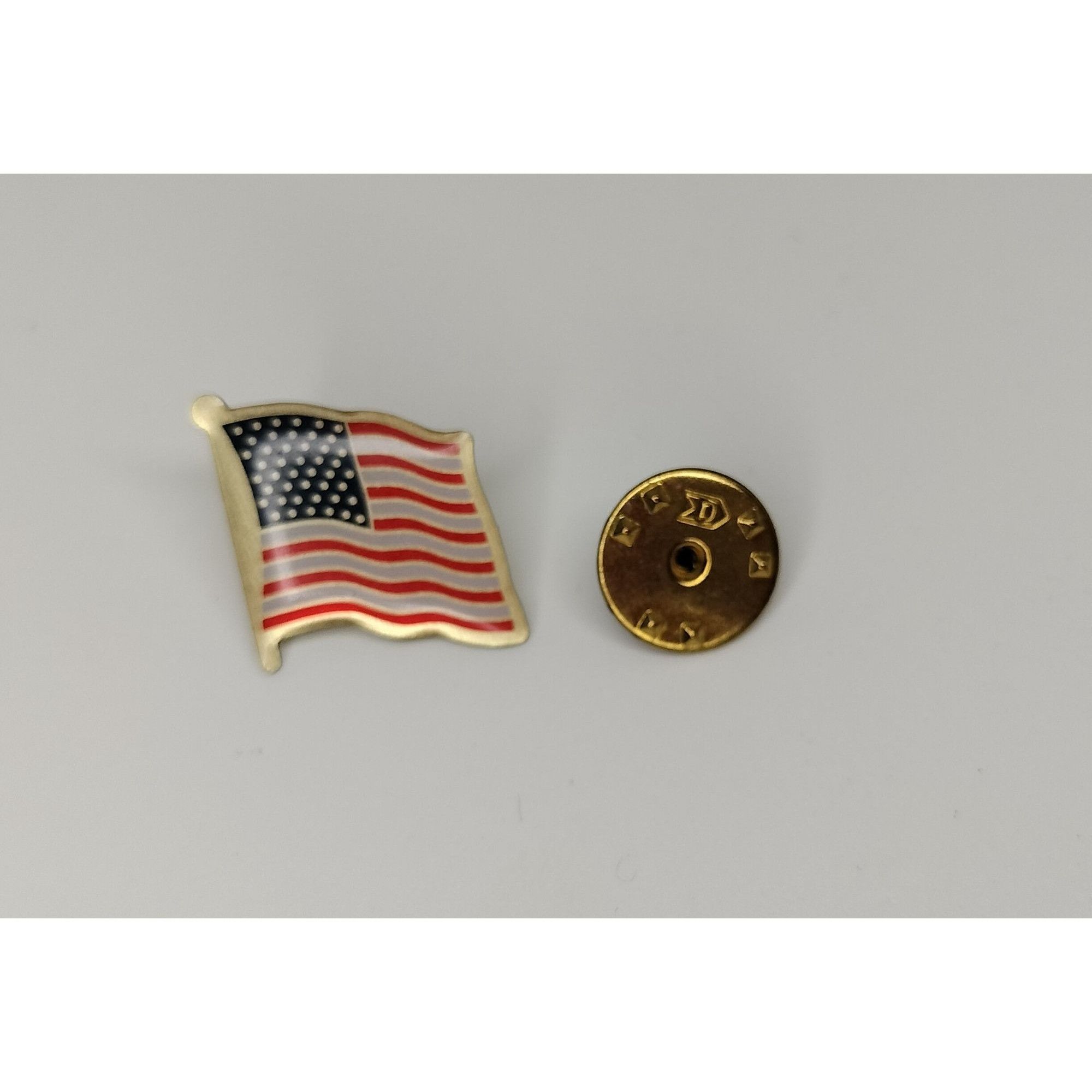 Other Vintage American Flag Enamel Lapel Pin Clutch Back Patriotic Size ONE SIZE - 11 Thumbnail