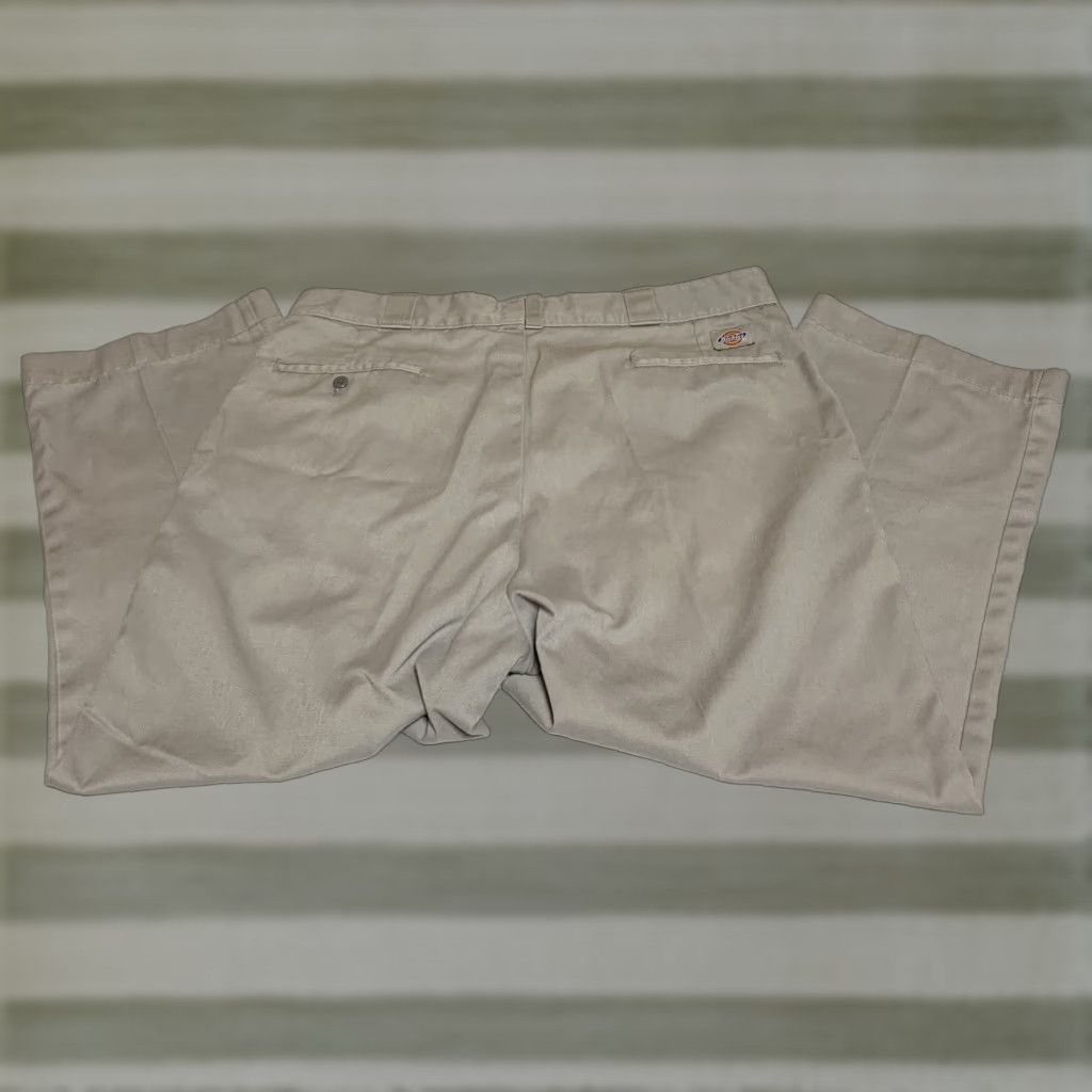 Dickies VINTAGE Dickies Gray Work Skater Pants Mens 36x25 1980s Cotton Blend Flat Front Inseam 25 Waist 36 Mens Size US 36 / EU 52 - 1 Thumbnail