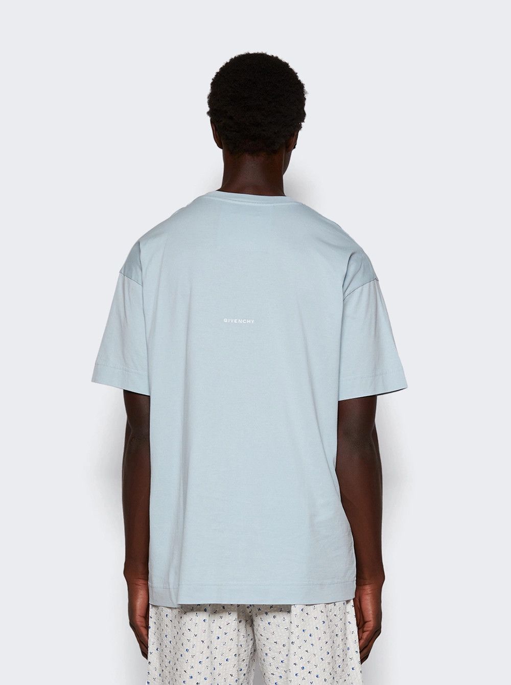 Givenchy o1w1db10326 Standard Short Sleeve T-Shirt in Blue Size US L / EU 52-54 / 3 - 5 Thumbnail