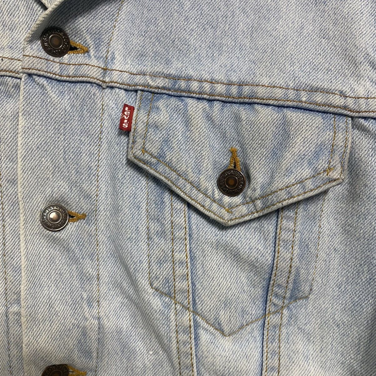 Levi's Vintage Levis 70506 Denim Trucker Jacket Distressed Faded Size US L / EU 52-54 / 3 - 17 Thumbnail