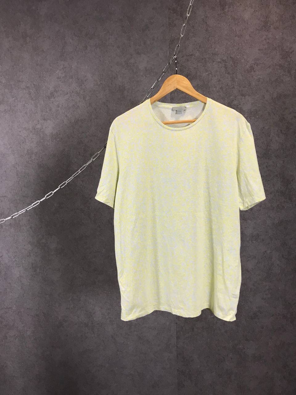 Cos Cos art designer tee Size US L / EU 52-54 / 3 - 1 Thumbnail
