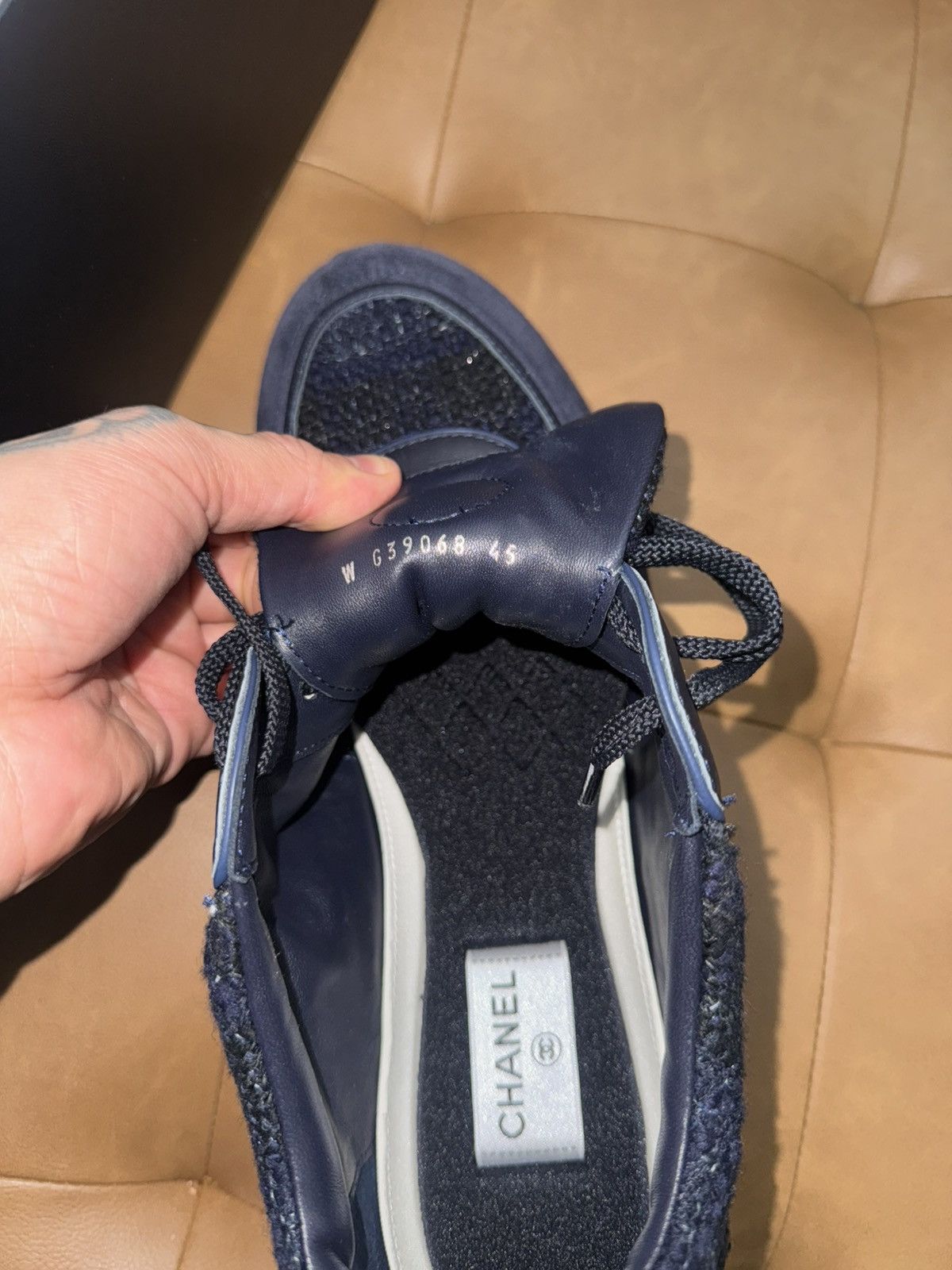 Chanel Chanel suede cc sneakers Size US 12 / EU 45 - 6 Thumbnail