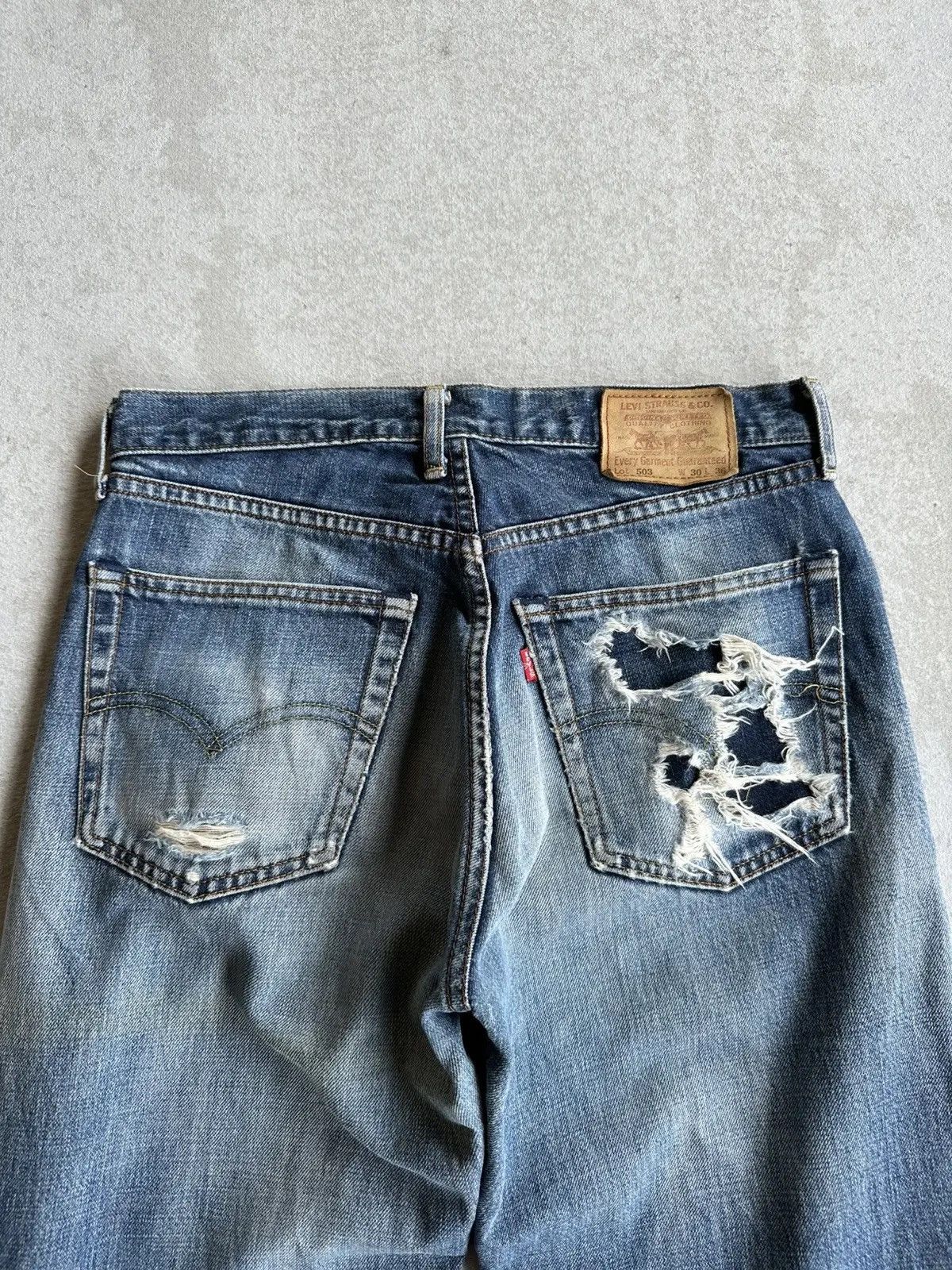 LVC CRAZY 🔥🔥 DISTRESSED DENIM 🧷 Vintage LEVI’S 503 Denim Pants Size US 29 - 16 Thumbnail