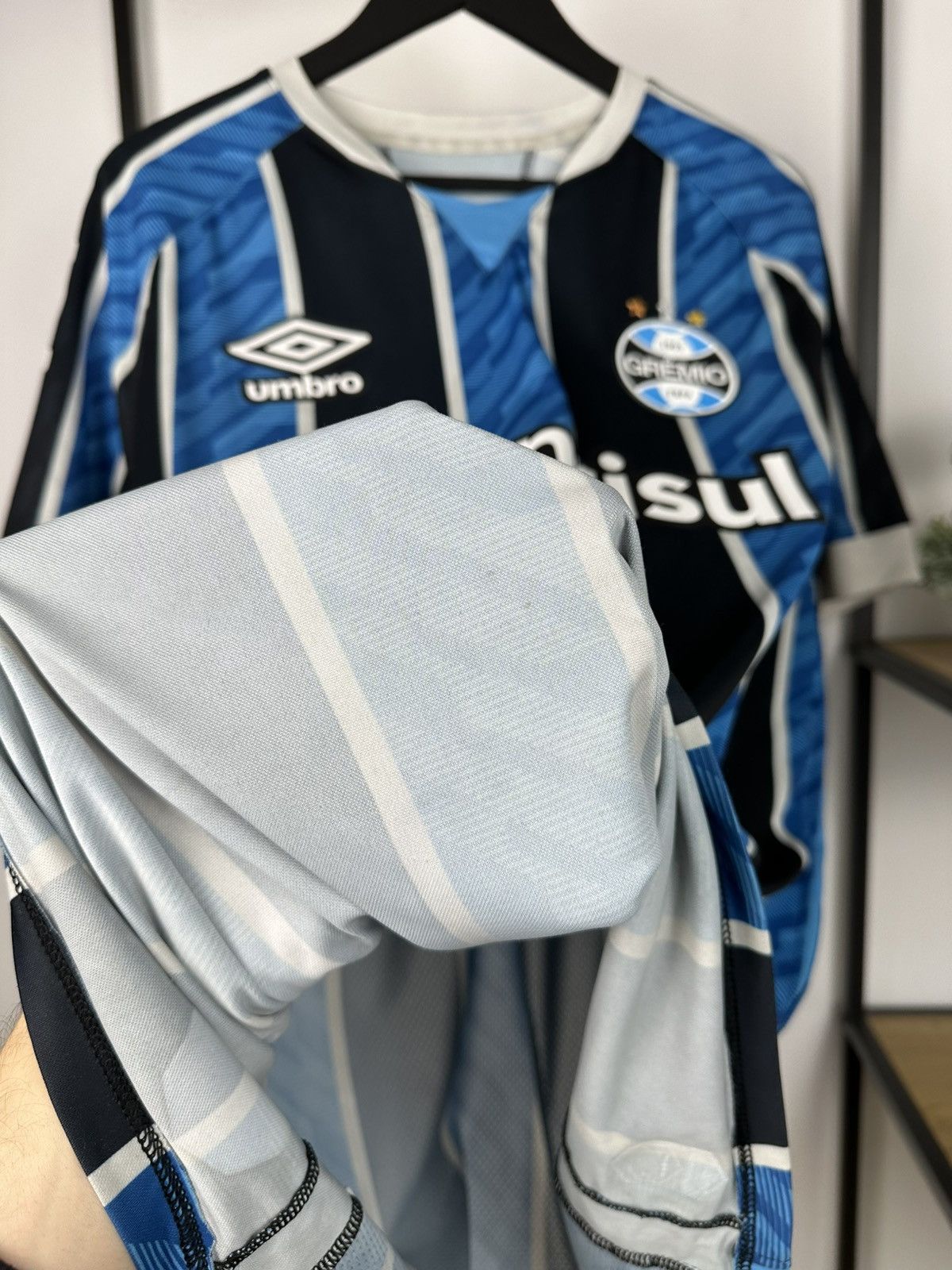 Umbro Gremio 2020-21 Umbro Home Football Jersey Shirt Soccer Men’s Size US XL / EU 56 / 4 - 10 Thumbnail