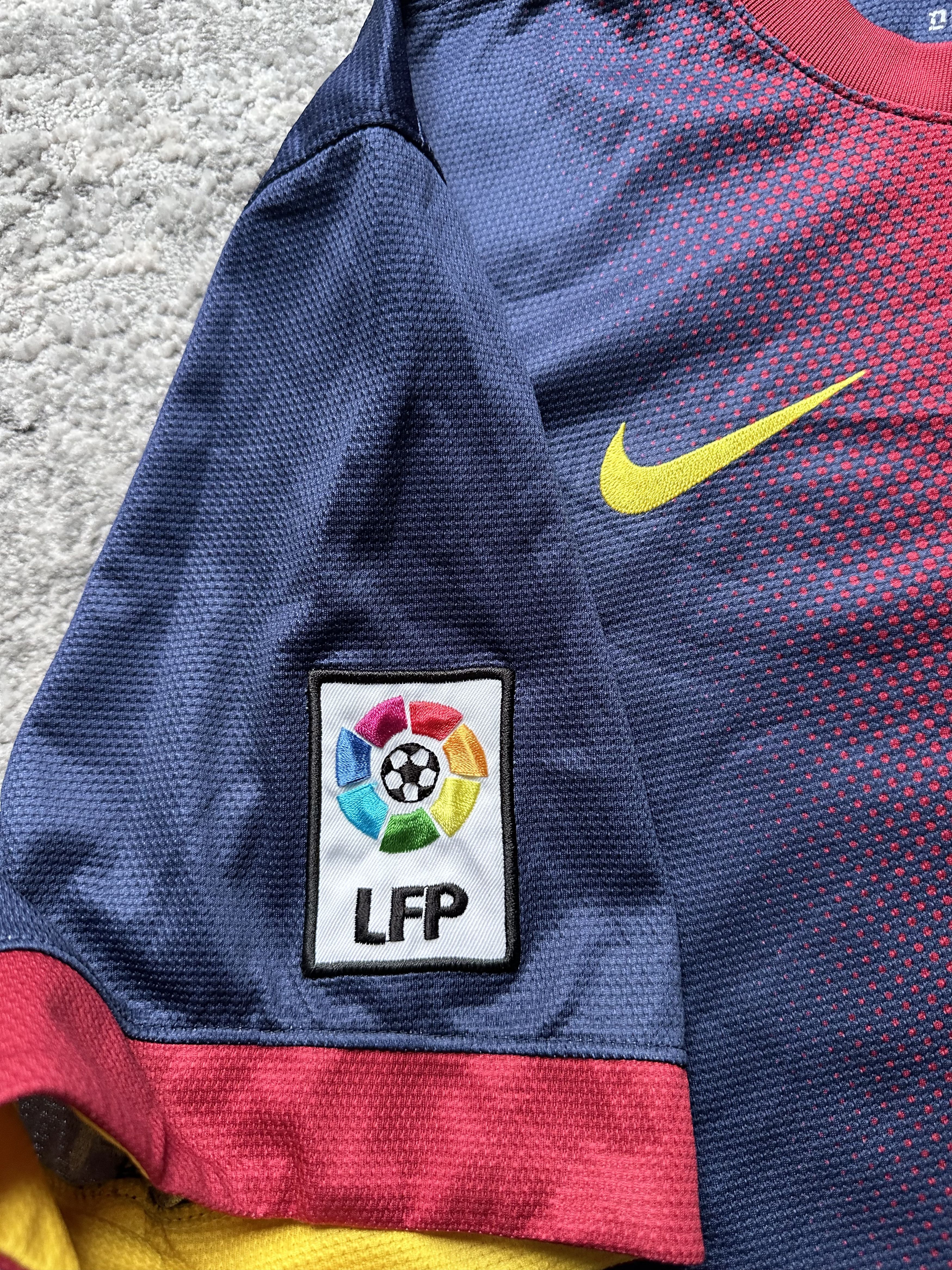Nike Nike Barcelona Jersey Size US XL / EU 56 / 4 - 7 Thumbnail