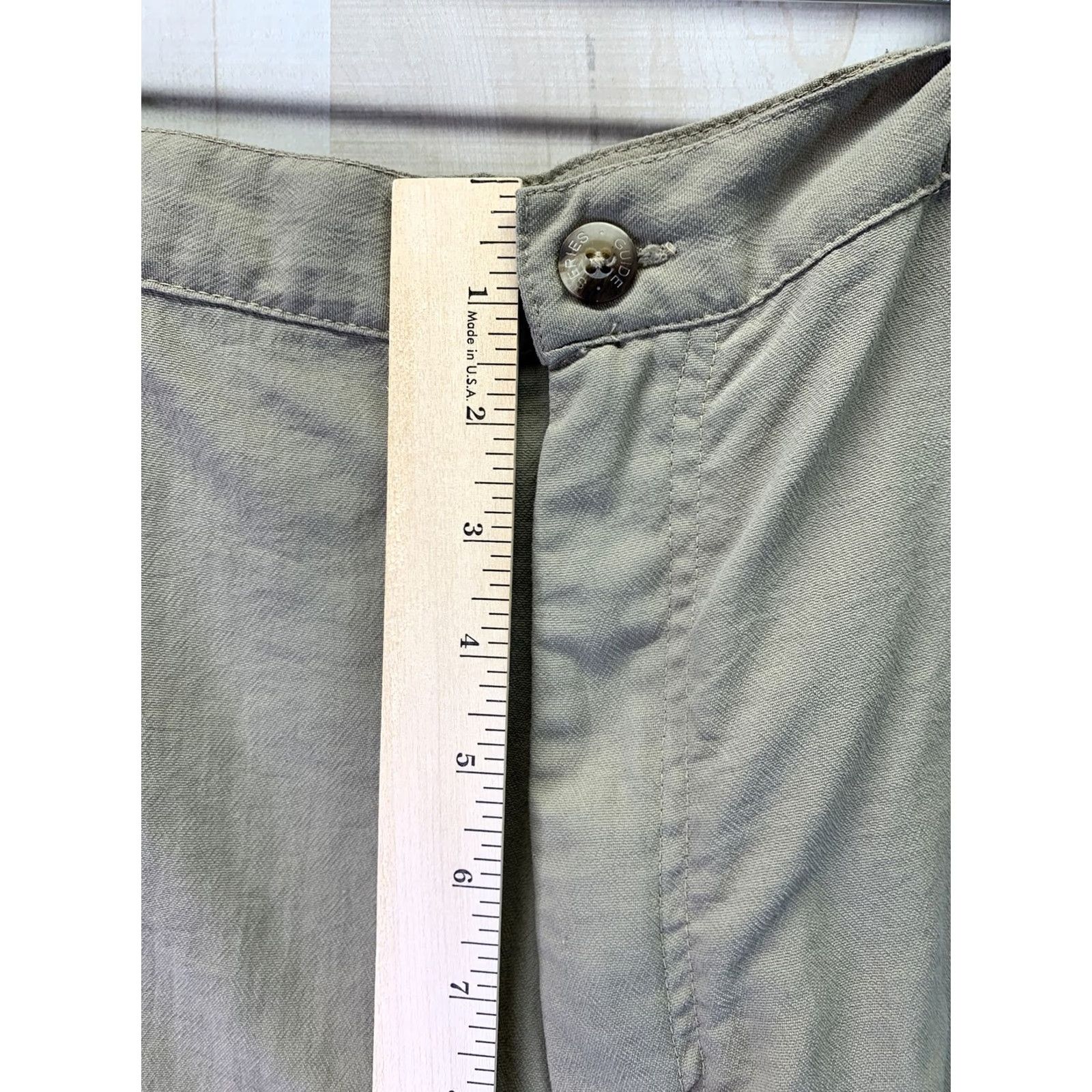 Vintage Guide Series Mens SZ 42 Nylon Cargo Shorts Tan 42 Inseam Khaki Fishing Hiking Travel Cargo Pocket 3408 Mens Size US 42 / EU 58 - 3 Thumbnail