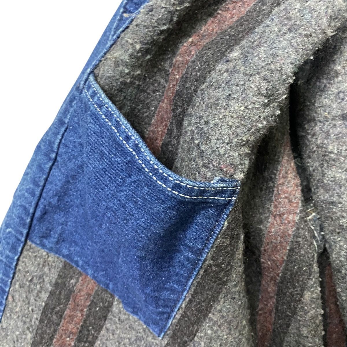 Carhartt Vintage Carhartt linen blanket denim chore jacket Size US L / EU 52-54 / 3 - 12 Thumbnail