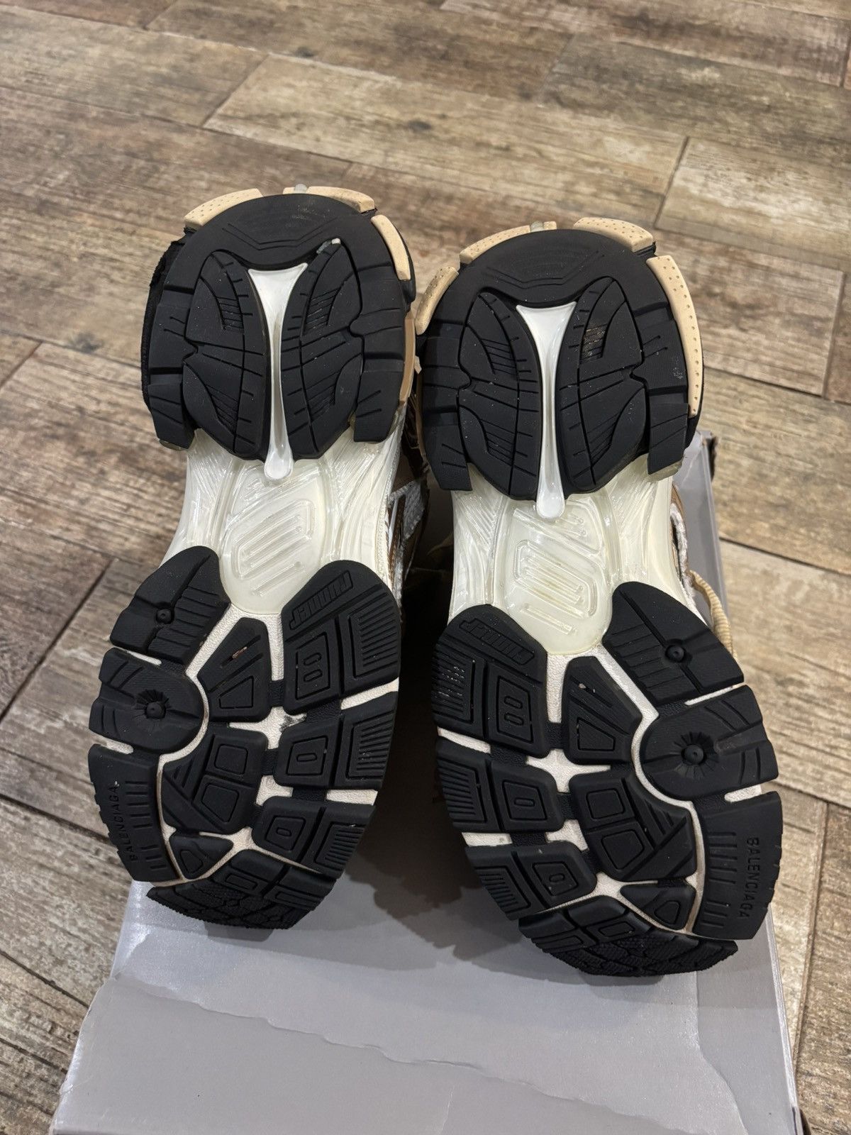 Balenciaga Beige Balenci Runners Size US 7.5 / EU 40-41 - 4 Thumbnail