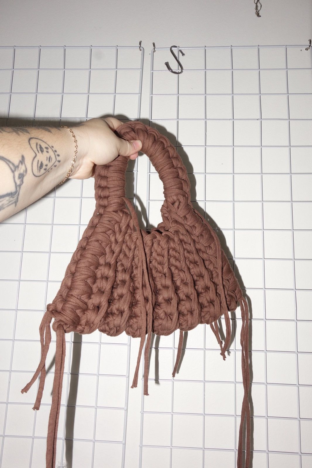 Other LOOSENDS The Dusk Mini Bag Handmade Crochet Handbag Size ONE SIZE - 7 Thumbnail