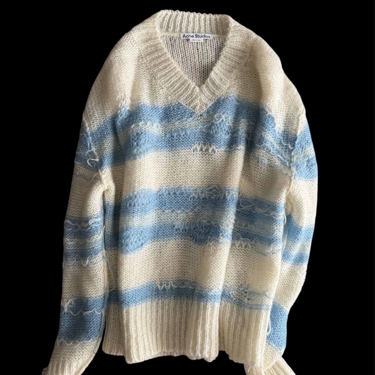 Acne Studios Acne Studios V Neck Open Knit Sweater Size US XL / EU 56 / 4 - 1 Thumbnail