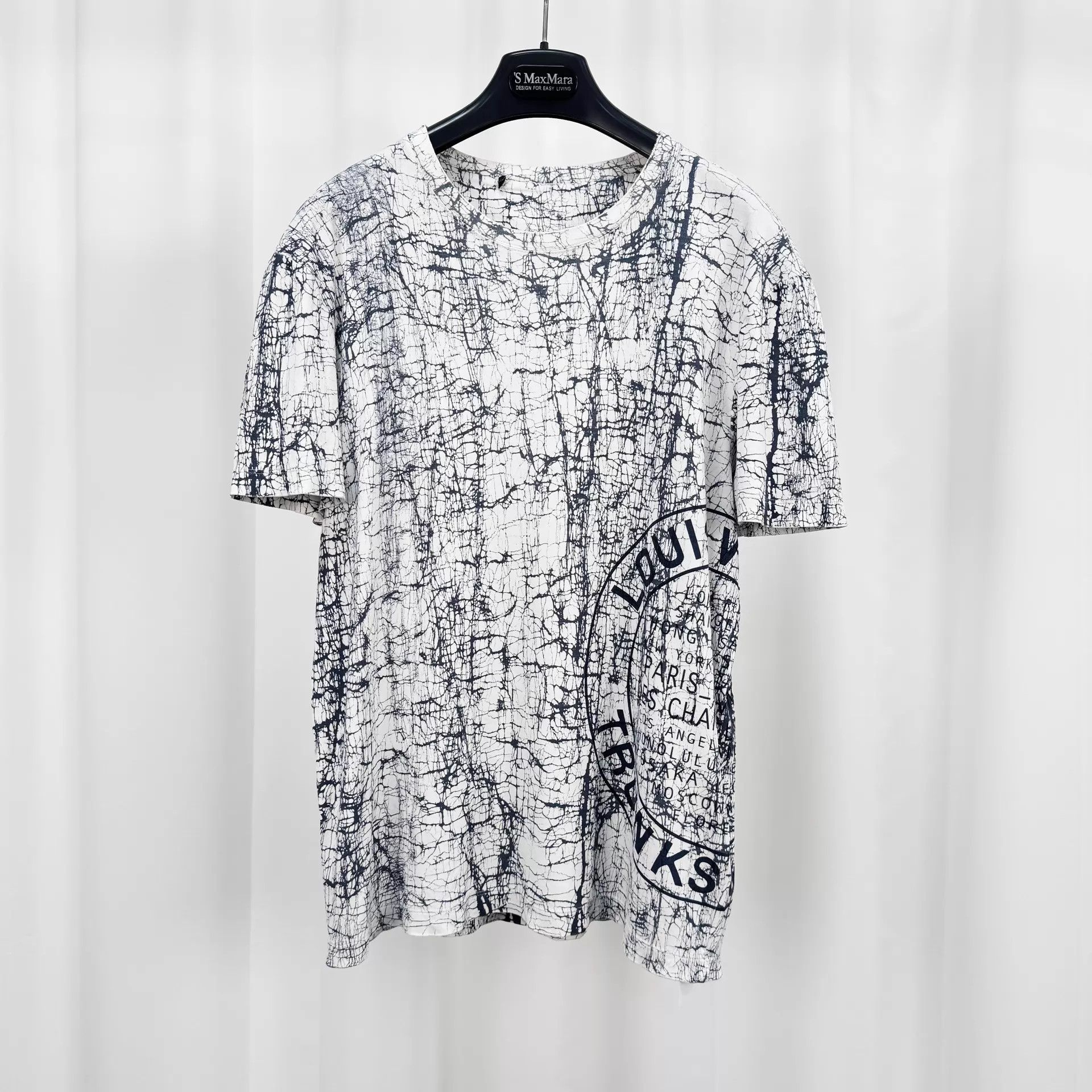 Louis Vuitton LV cracked print logo short sleeve Size S 98 New no tag Size US S / EU 44-46 / 1 - 1 Thumbnail