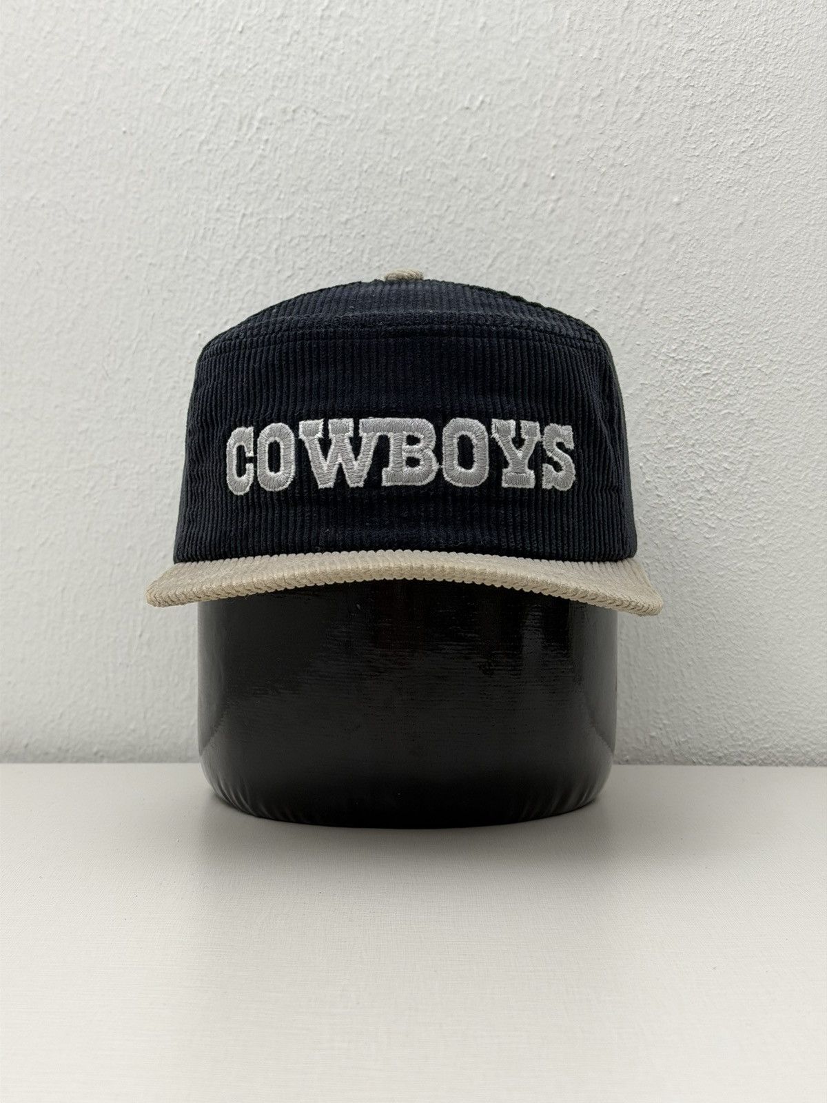 New Era Vintage 80s Dallas Cowboys Corduroy Snapback New Era MadeUSA Size ONE SIZE - 1 Thumbnail