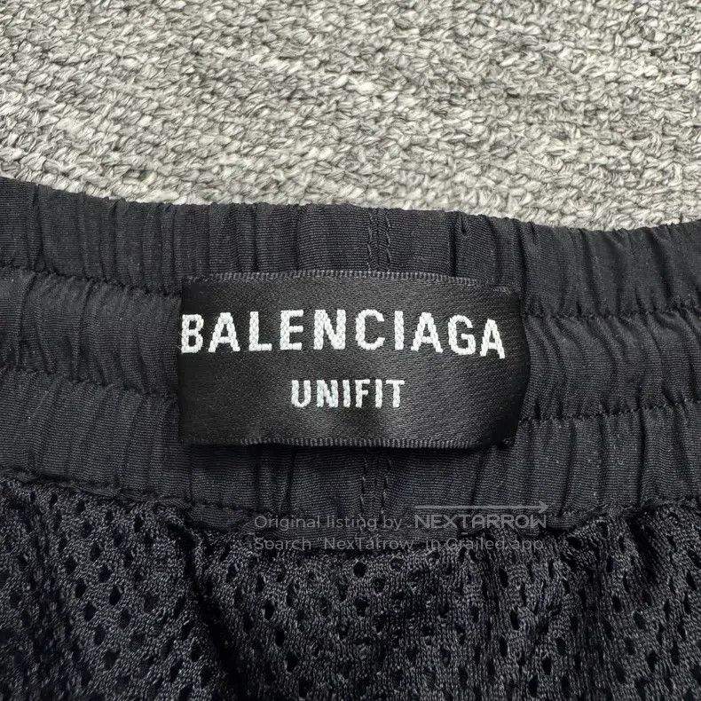 Balenciaga Balenciaga size XS Embroidered letter striped sweatpants Size US 27 - 2 Thumbnail