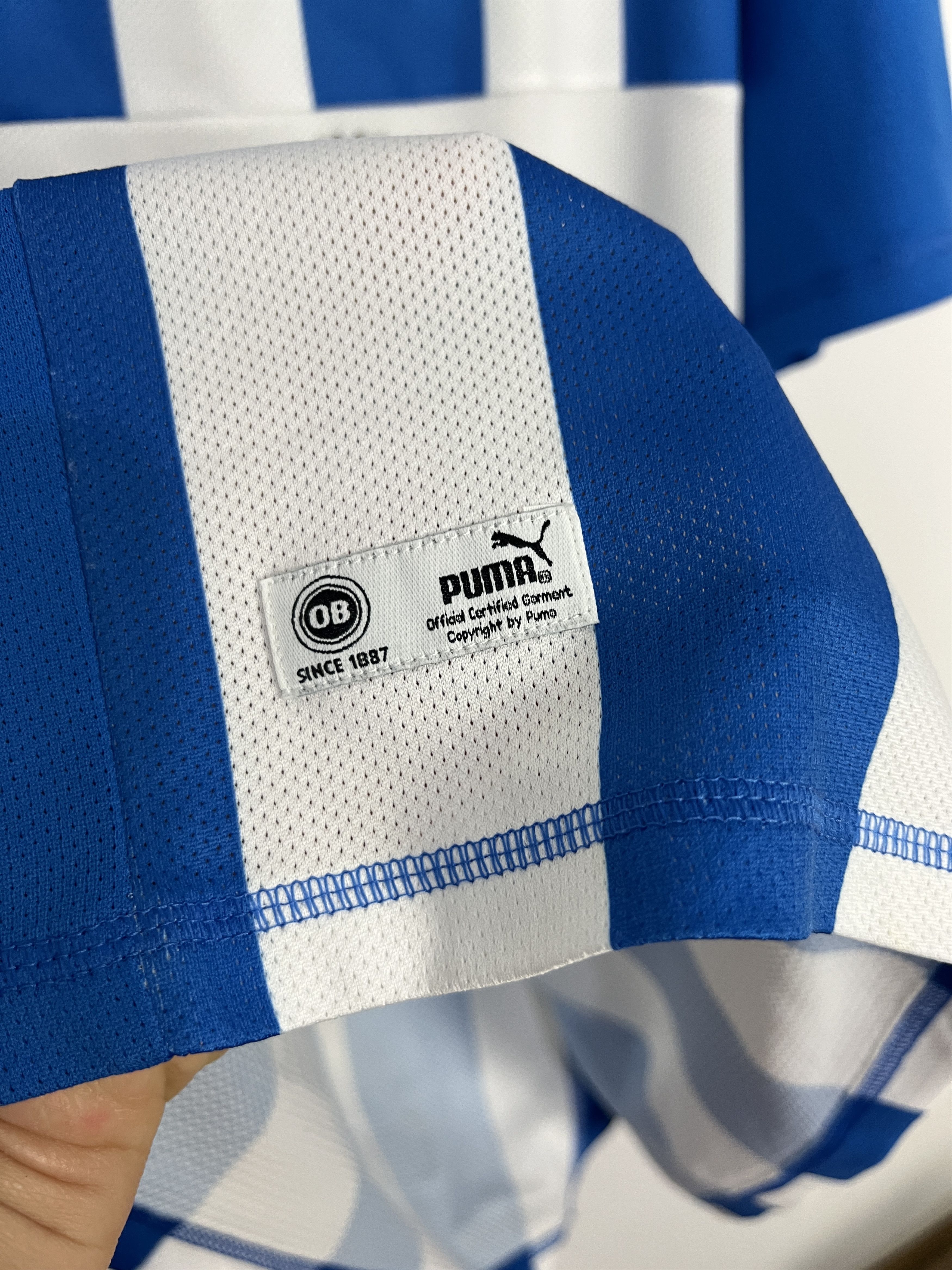 Puma Odense BK Home football shirt 2011 Soccer #7 Larsen Jersey Size US XXL / EU 58 / 5 - 10 Thumbnail