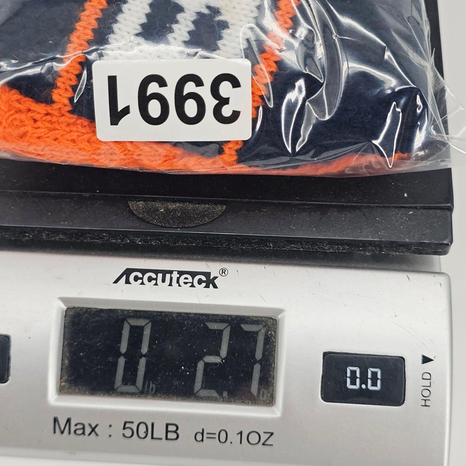NFL × Vintage Vintage 90's Chicago Bear Cuffed Beanie Winter Hat Retro NFL Size ONE SIZE - 8 Thumbnail