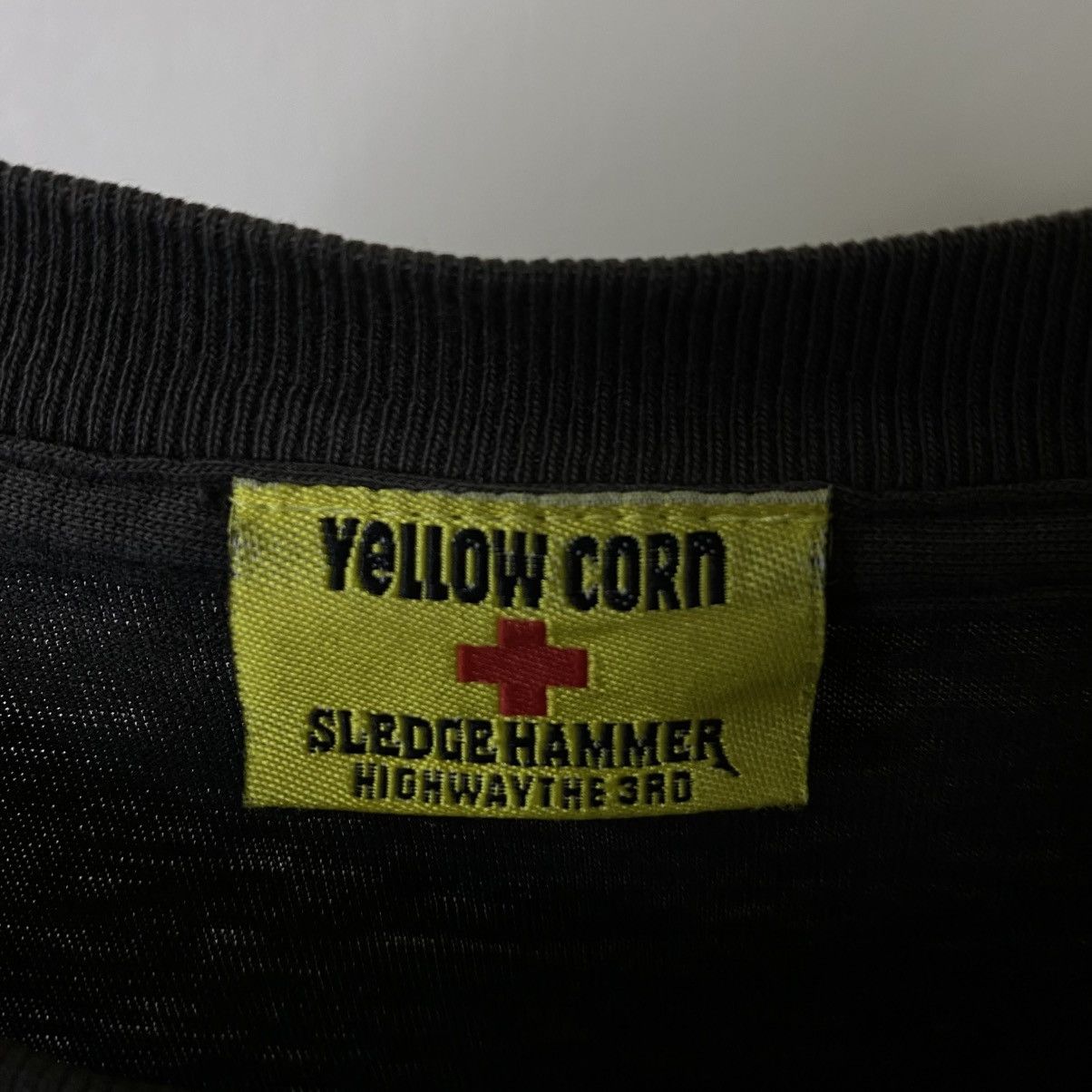 Vintage Y2K Yellow Corn Sledge Hammer 25th Anniversary Racing Tshirt Size US L / EU 52-54 / 3 - 3 Thumbnail