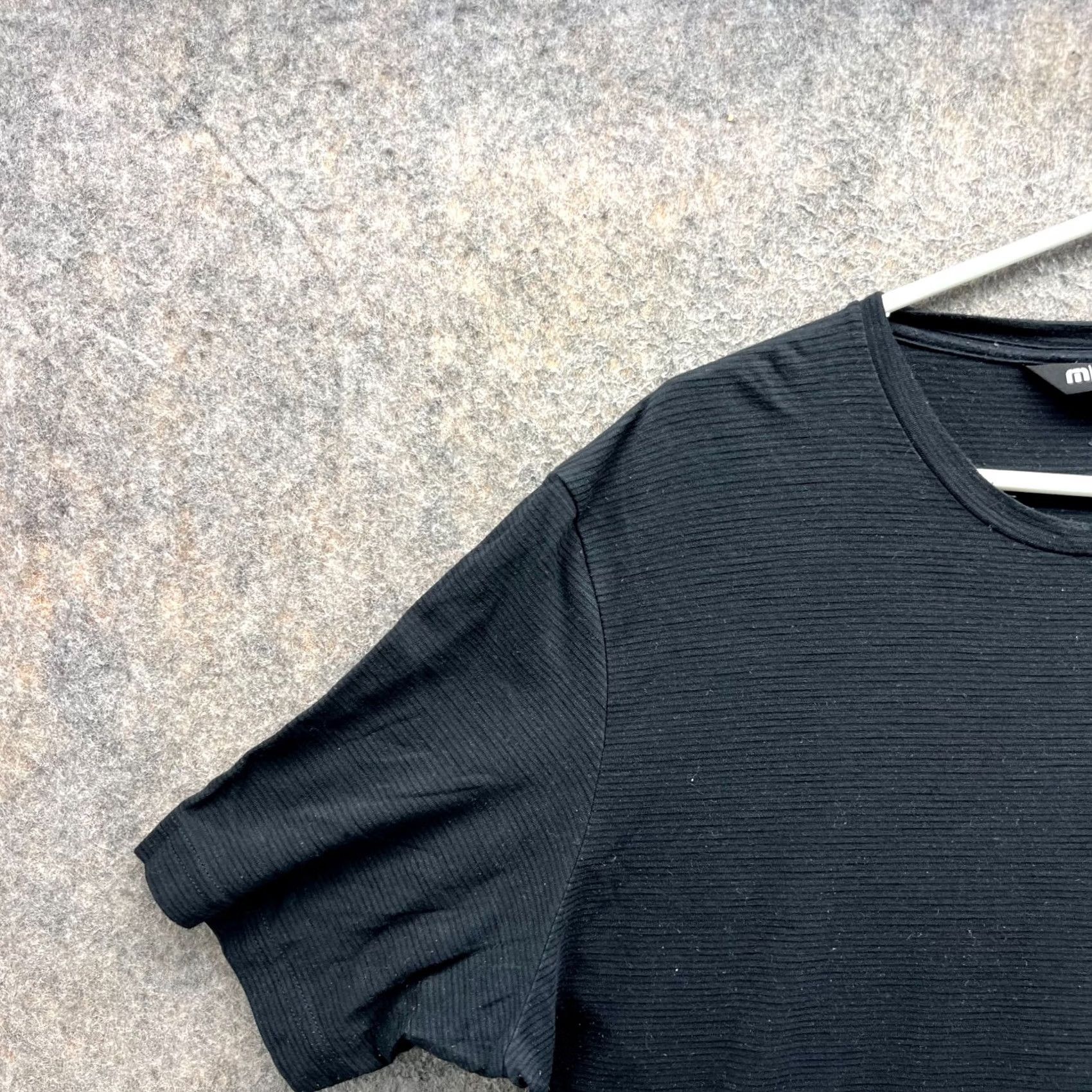 TravisMathew Travis Mathew Shirt Mens Large Black Casual Tee Pima Cotton Crewneck Polyester Size US L / EU 52-54 / 3 - 6 Thumbnail