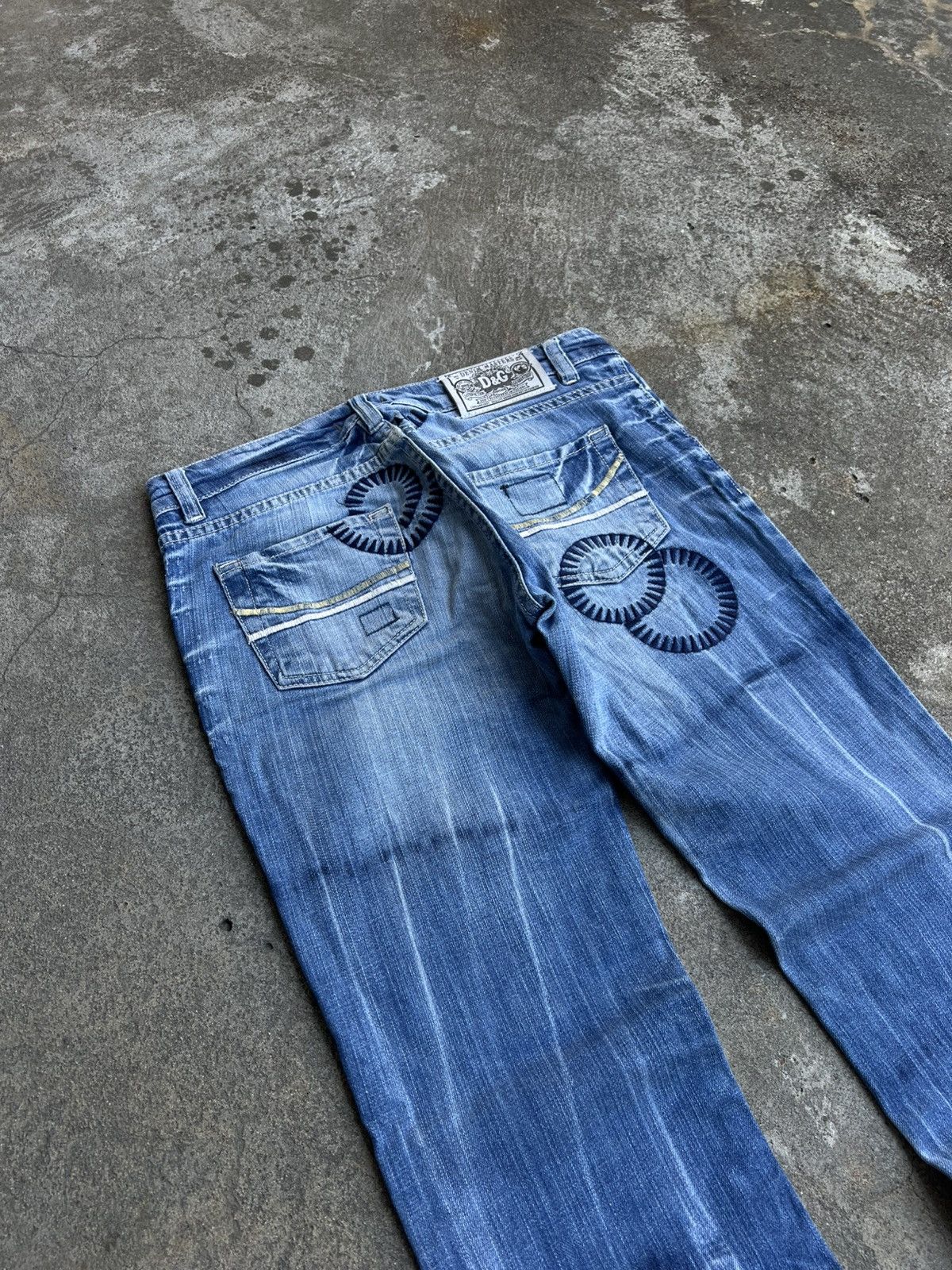 Dolce & Gabbana Crazy Vintage Dolce & Gabbana Boot cut Flared Jeans Big Logo Size 31" - 8 Thumbnail