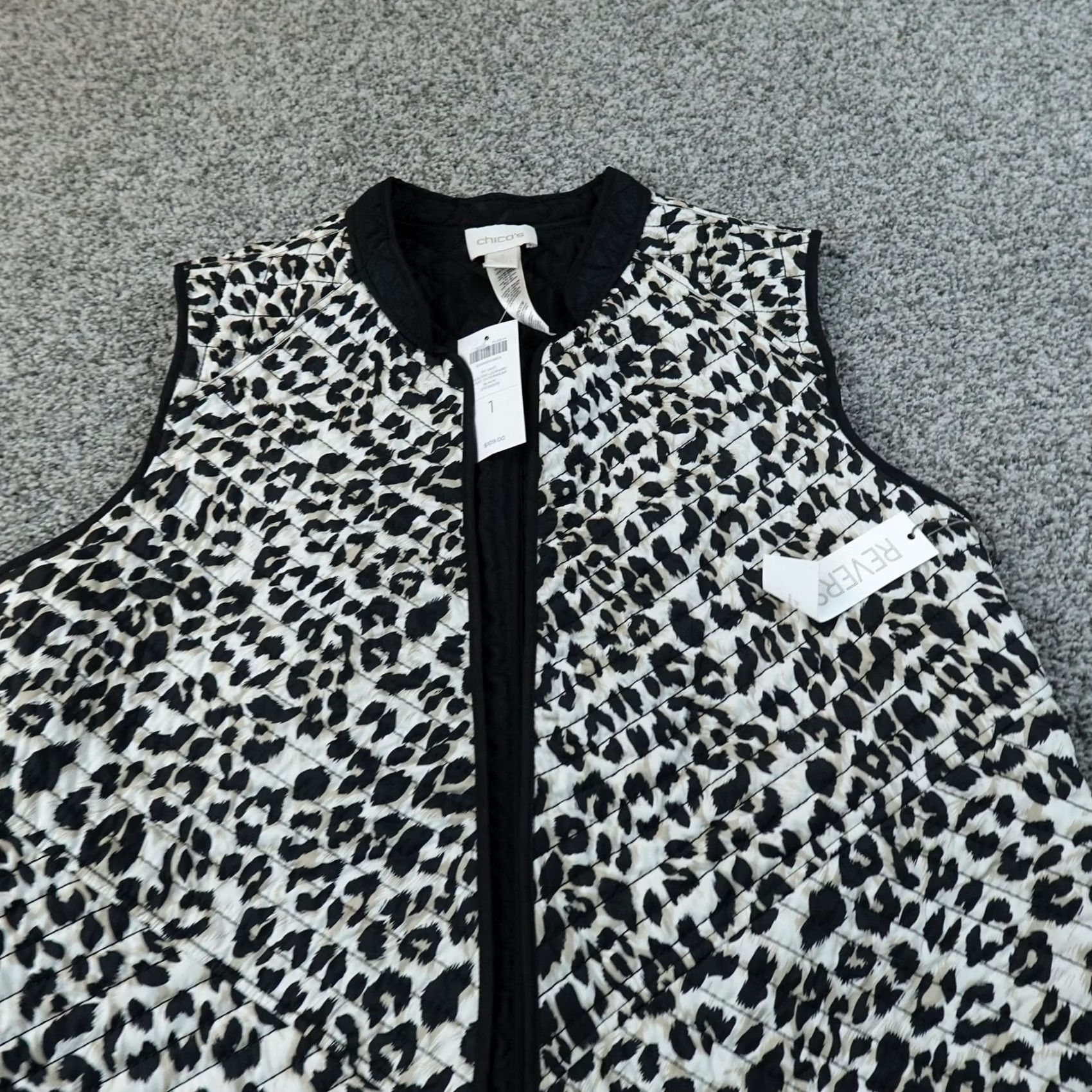 Vintage Chicos Vest Womens Black Leopard Quilted Reversible Puffer Coat Mid Length Zip Insulated Lined Polyester Casual Travel Mens? Size XS / US 0-2 / IT 36-38 - 3 Thumbnail